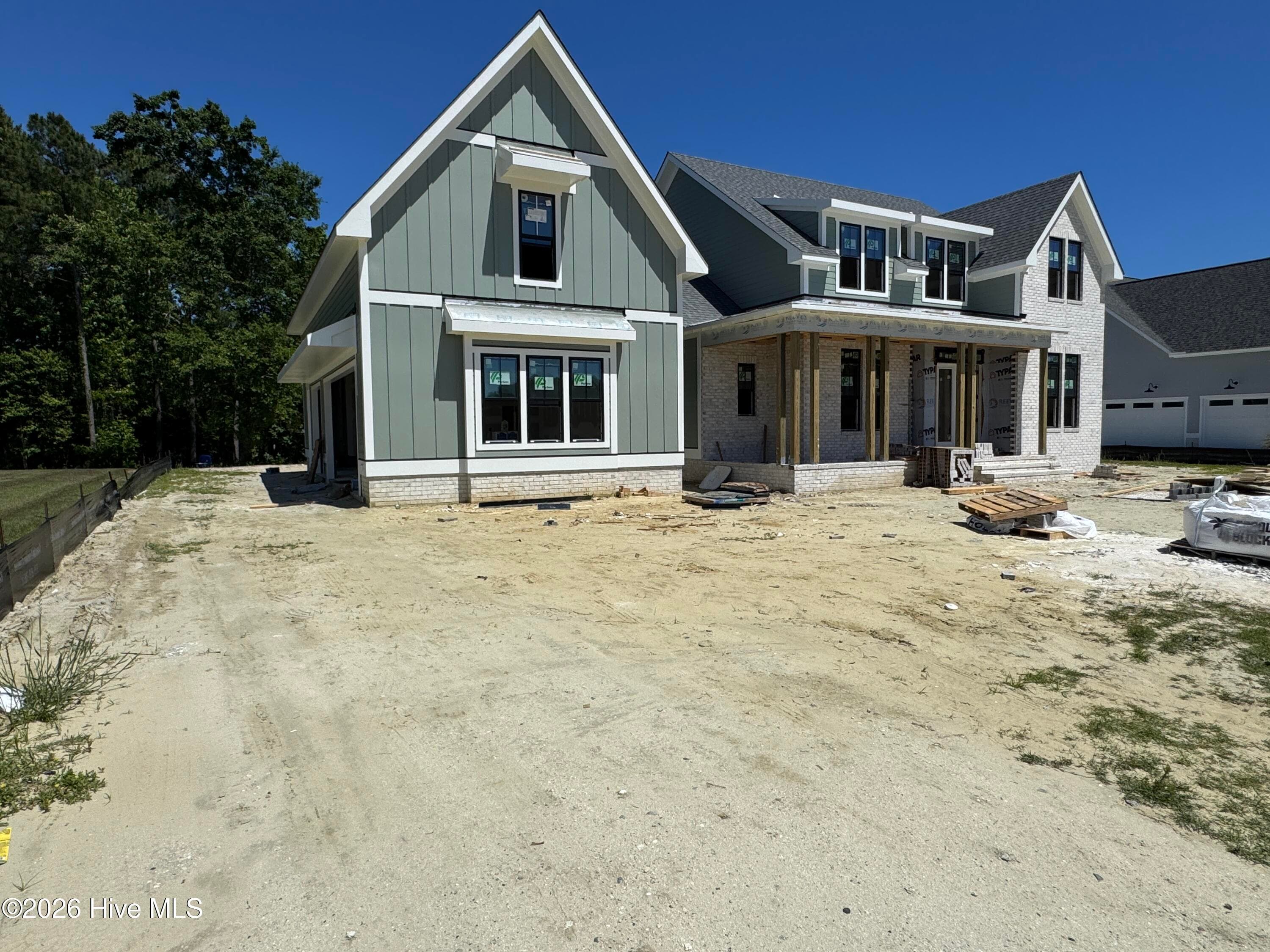 Single Family Residence at 126 W Scarborough Court, Hampstead, NC 28443, photo 15 of 55