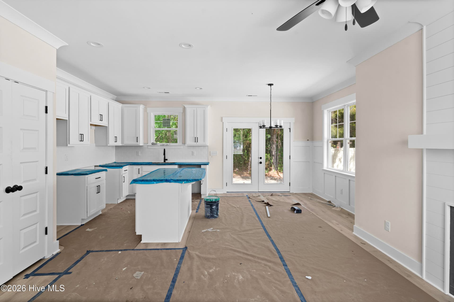 Single Family Residence at 445 Peregrine Ridge Drive, New Bern, NC 28560, photo 7 of 79