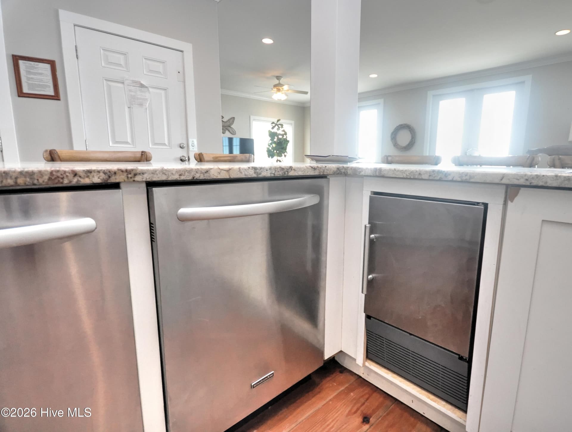 Single Family Residence at 140 E First Street, Ocean Isle Beach, NC 28469, photo 20 of 77