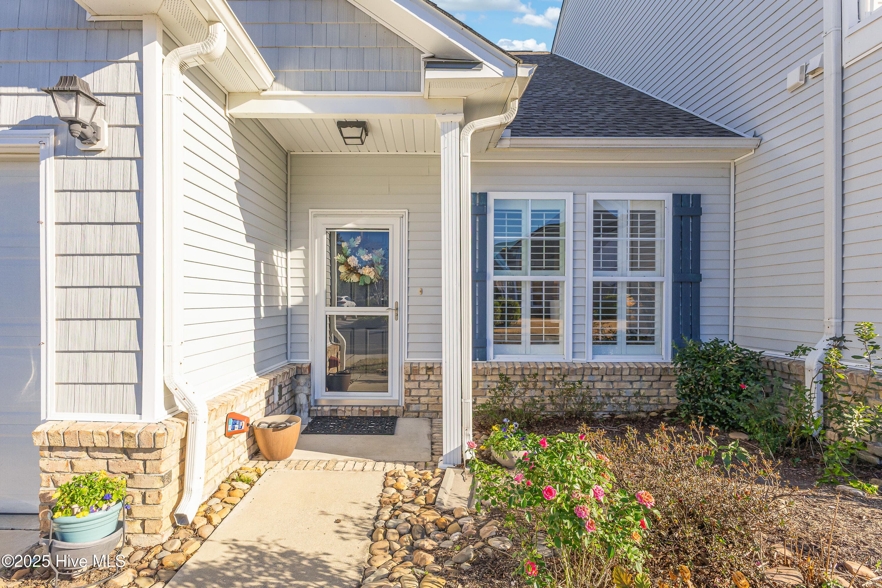 Enjoy over 1700 Sq Feet with enclosed heat and cooled sunroom! - 4020 Norseman Loop Unit 2, Southport, NC 28461