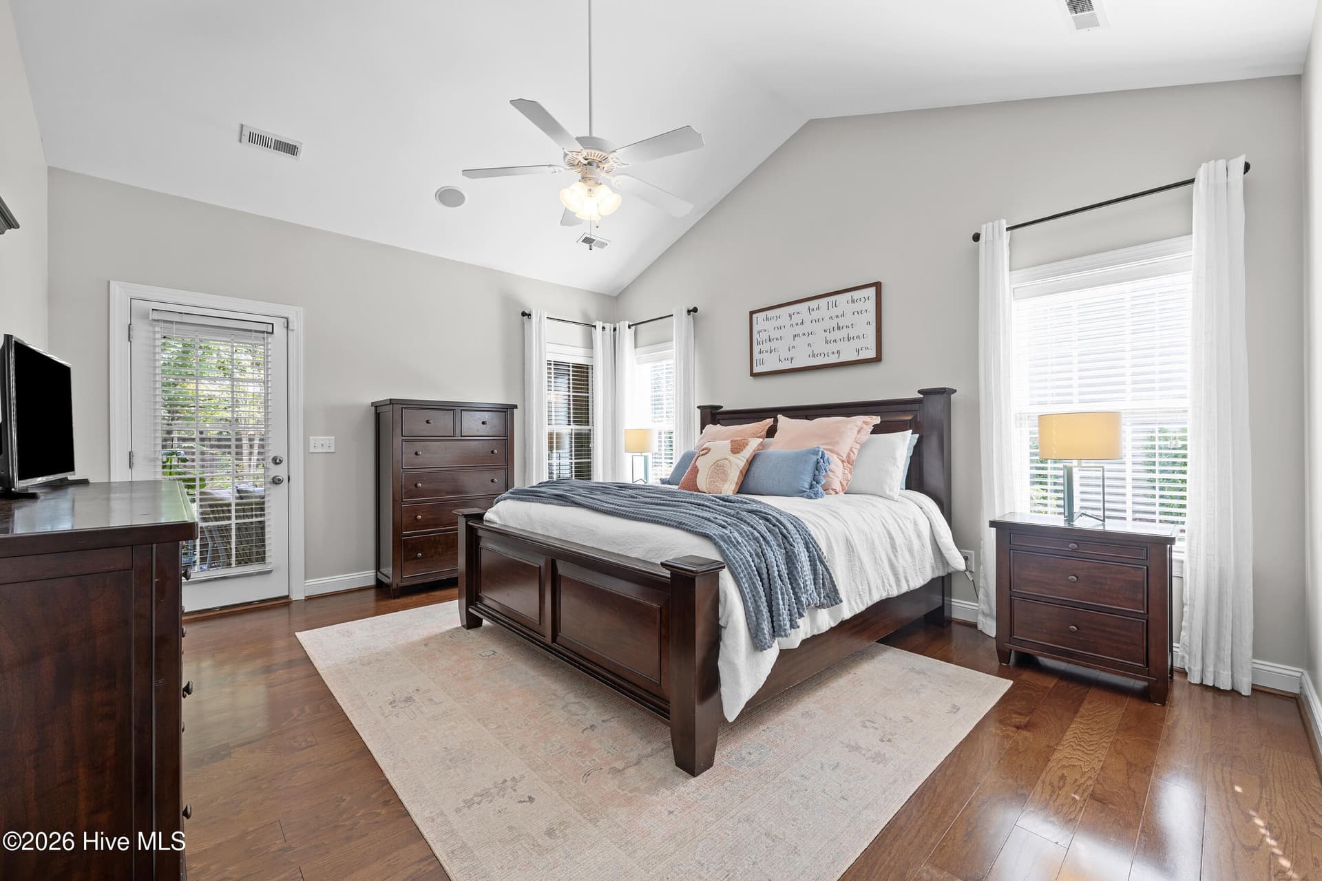 Single Family Residence at 7061 Forest Bend Lane, Wilmington, NC 28411, photo 23 of 67
