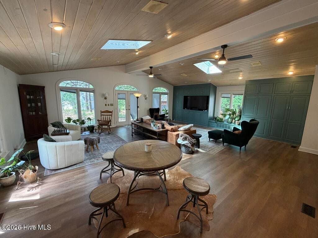Single Family Residence at 2003 Hermitage Road NW, Wilson, NC 27896, photo 9 of 21