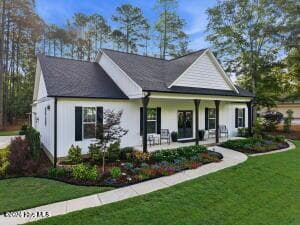 105 Stallion Drive, West End, NC 27376