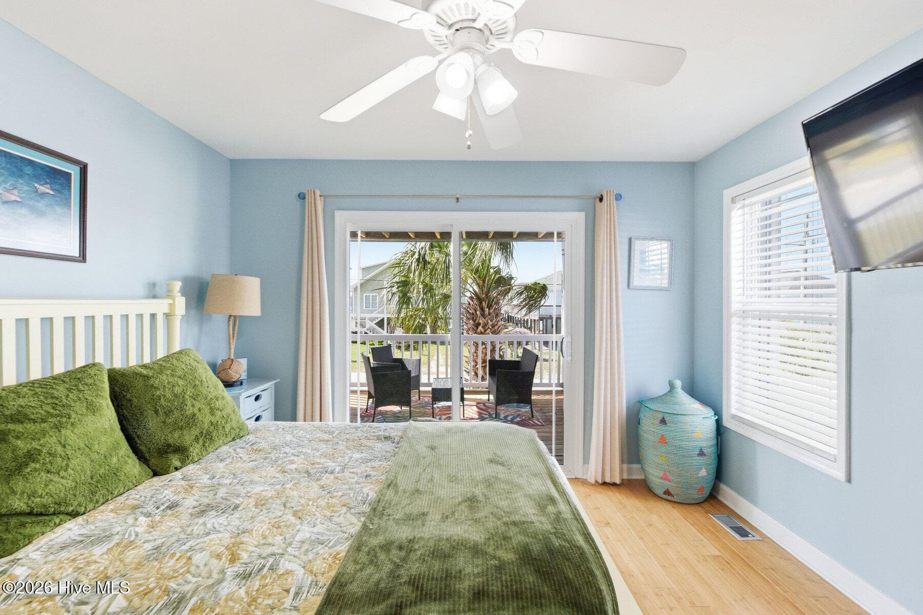 Single Family Residence at 1417 Carolina Boulevard, Topsail Beach, NC 28445, photo 3 of 4