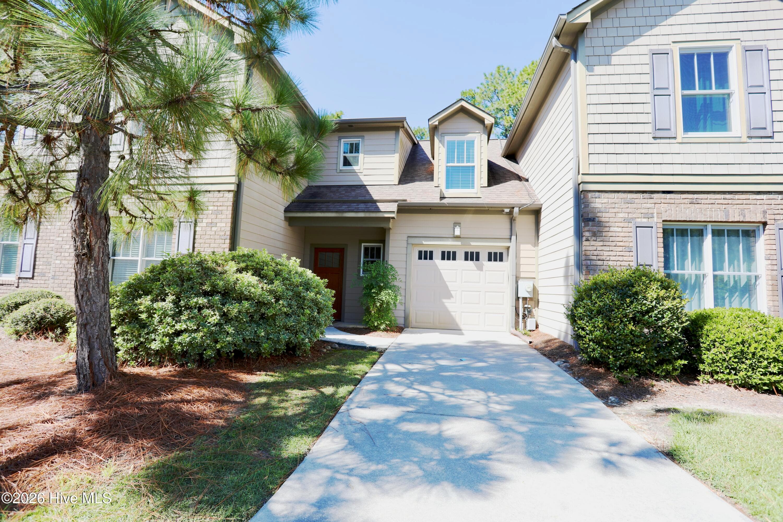 195 Pinebranch Court, Southern Pines, NC 28387