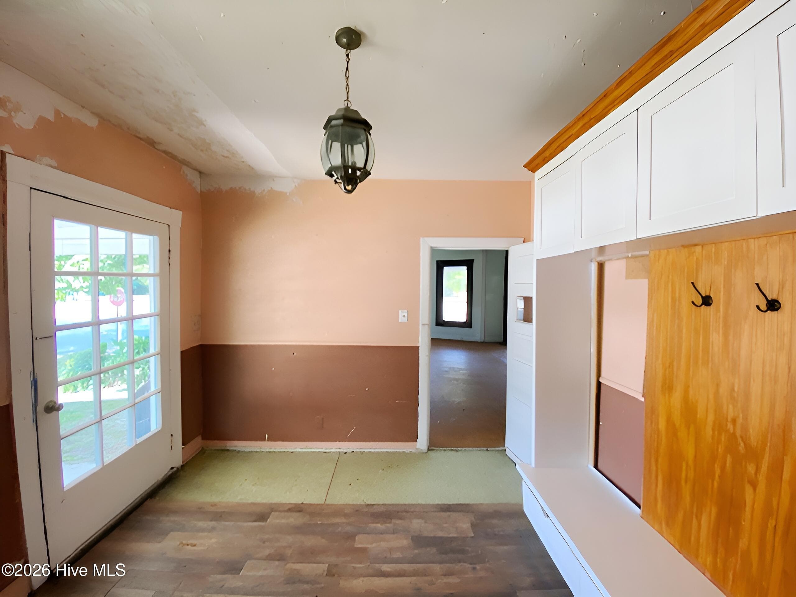 Single Family Residence at 301 S Wilson Street, Fremont, NC 27830, photo 16 of 40