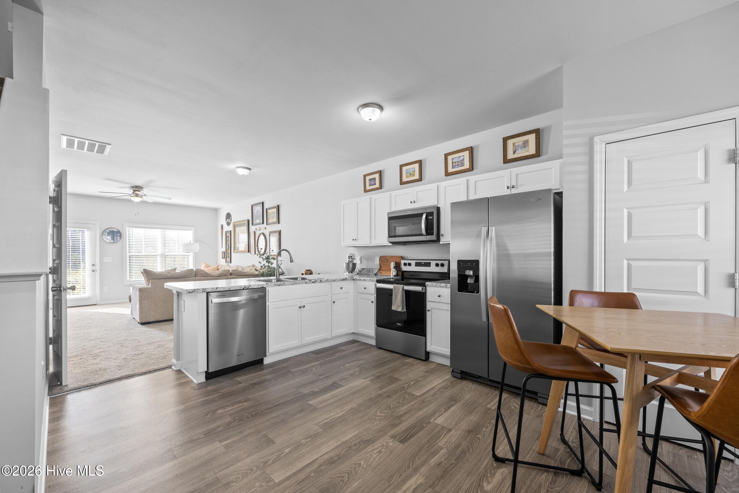Townhouse at 165 Buckhorn Avenue, Holly Ridge, NC 28445, photo 10 of 38