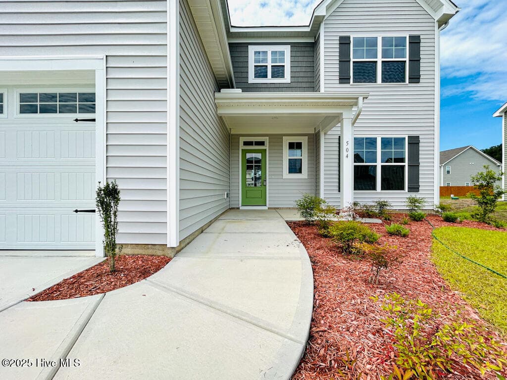 Single Family Residence at 504 Yellow Birch Way, Hubert, NC 28539, photo 10 of 90