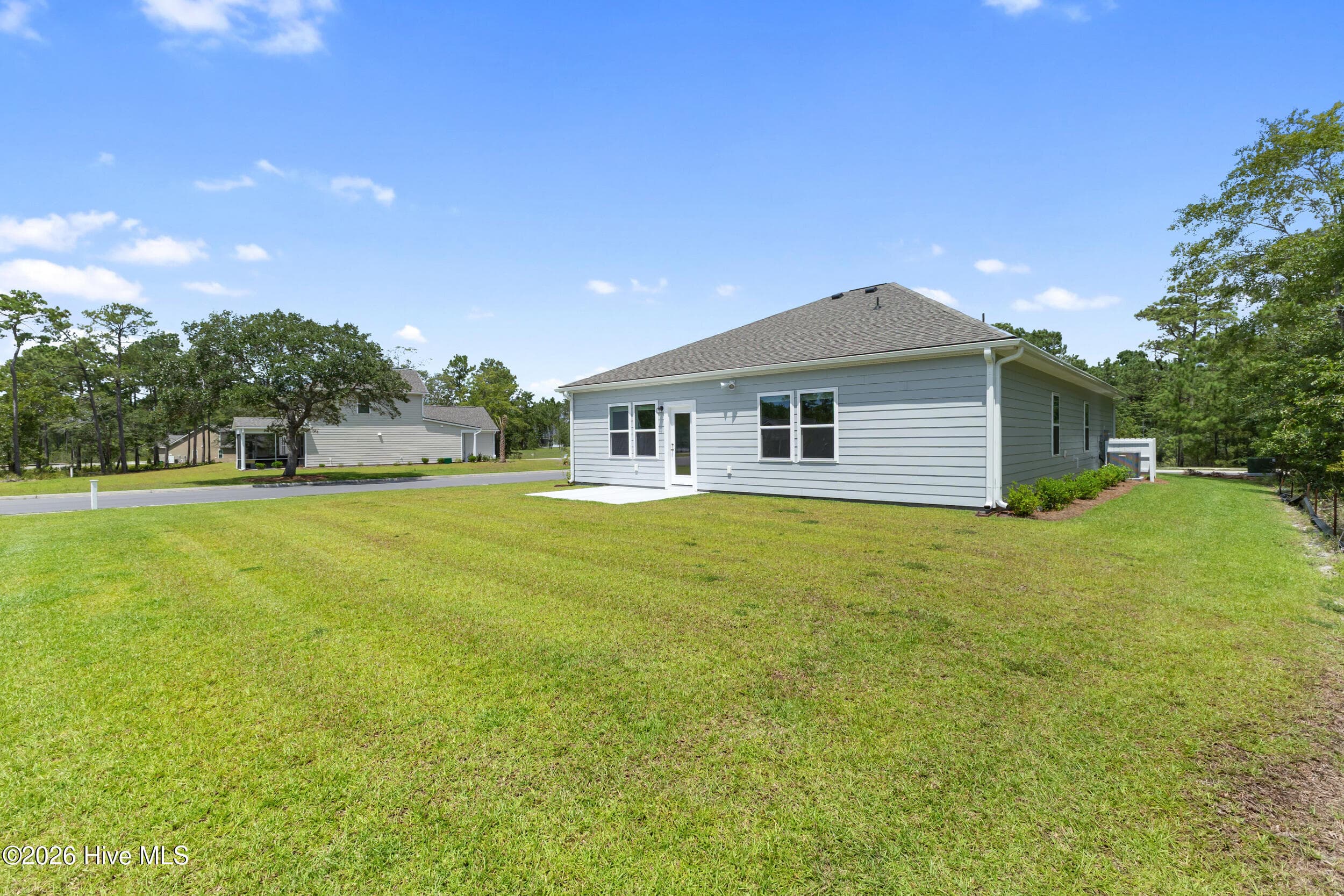 Single Family Residence at 531 Glitter Bay Loop, Shallotte, NC 28470, photo 98 of 115