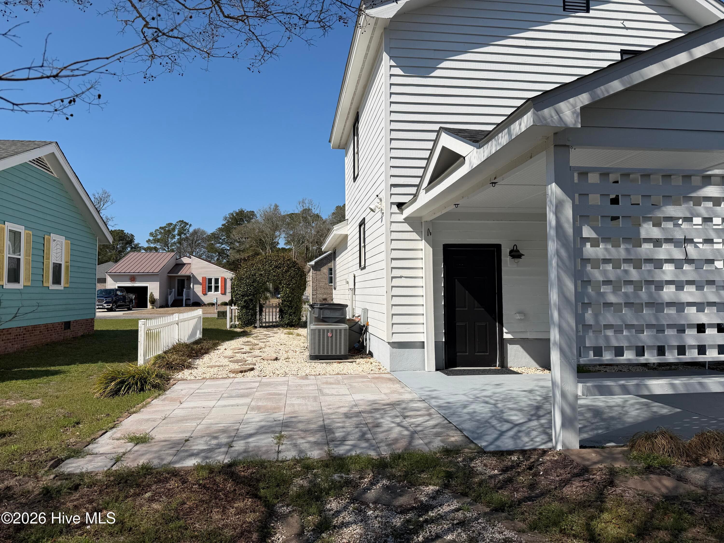 Single Family Residence at 1561 Shipwatch Lane SW, Ocean Isle Beach, NC 28469, photo 15 of 51