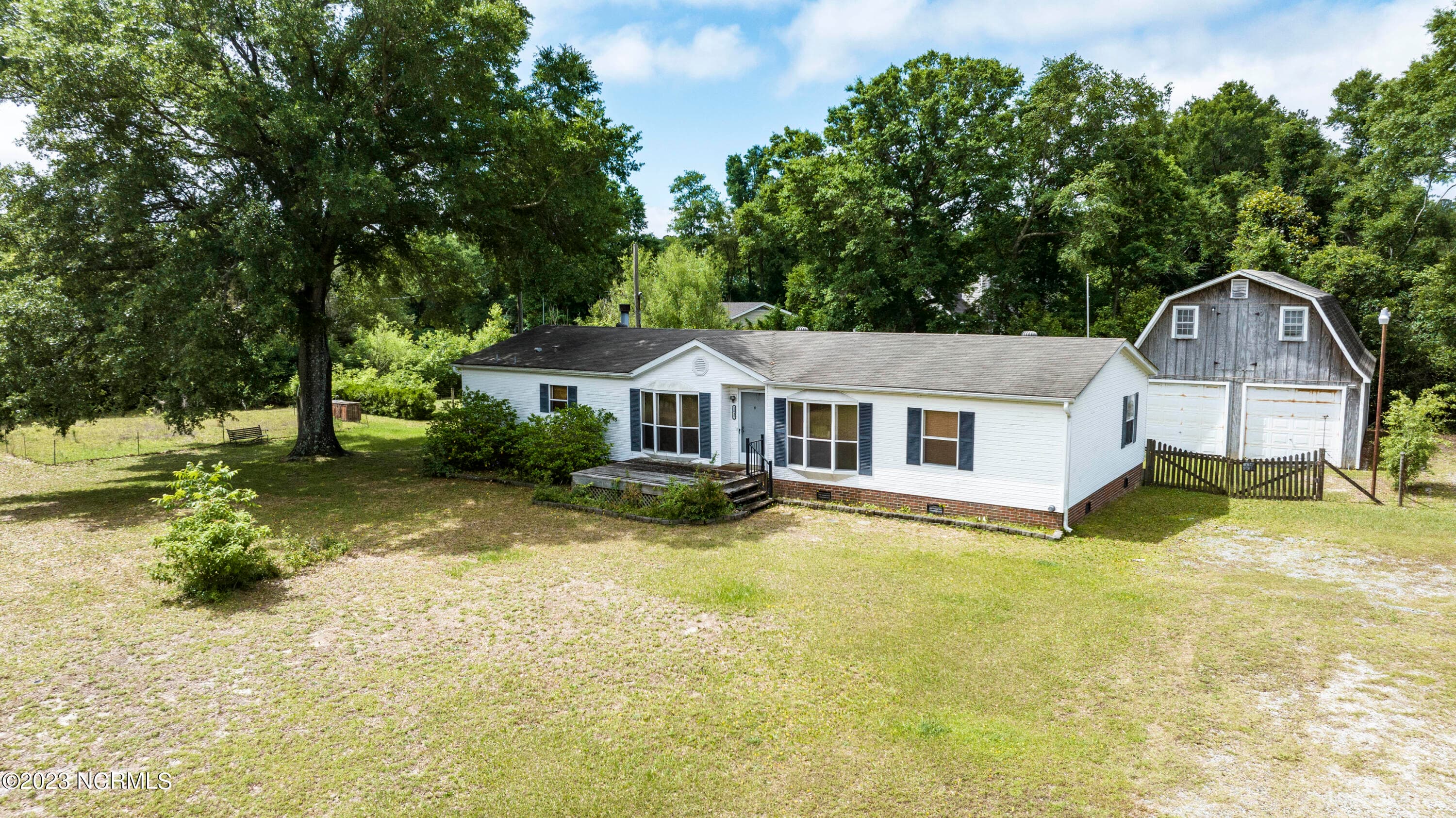 Single Family Residence at 2645 Scotts Hill Loop Road, Wilmington, NC 28411, photo 2 of 28
