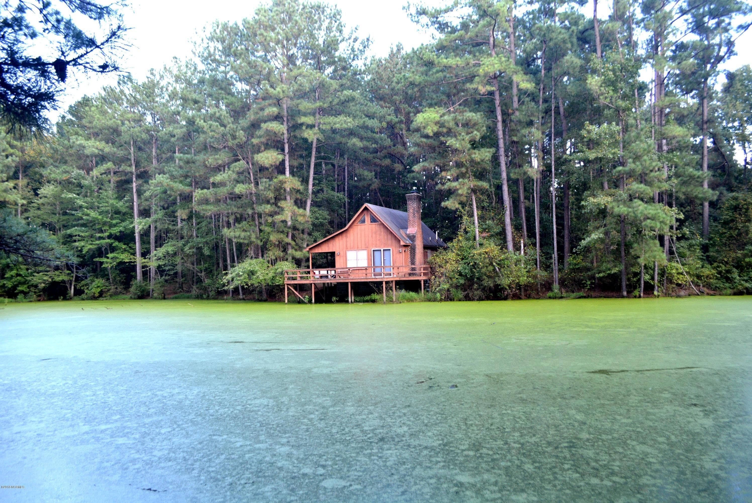 Cabin on property - 5570 Lancaster Store Road, Spring Hope, NC 27882