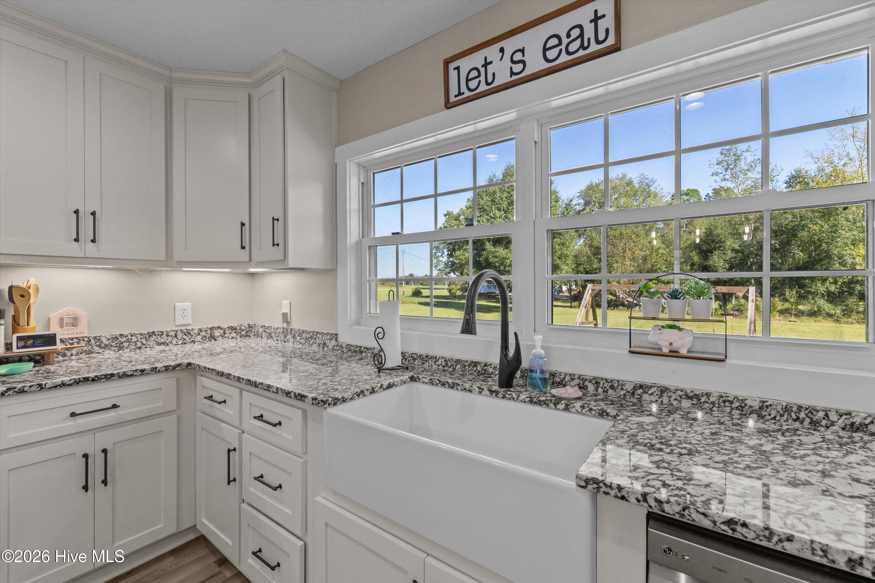 Single Family Residence at 4383 Hwy 80, Wrens, GA 30833, photo 8 of 25