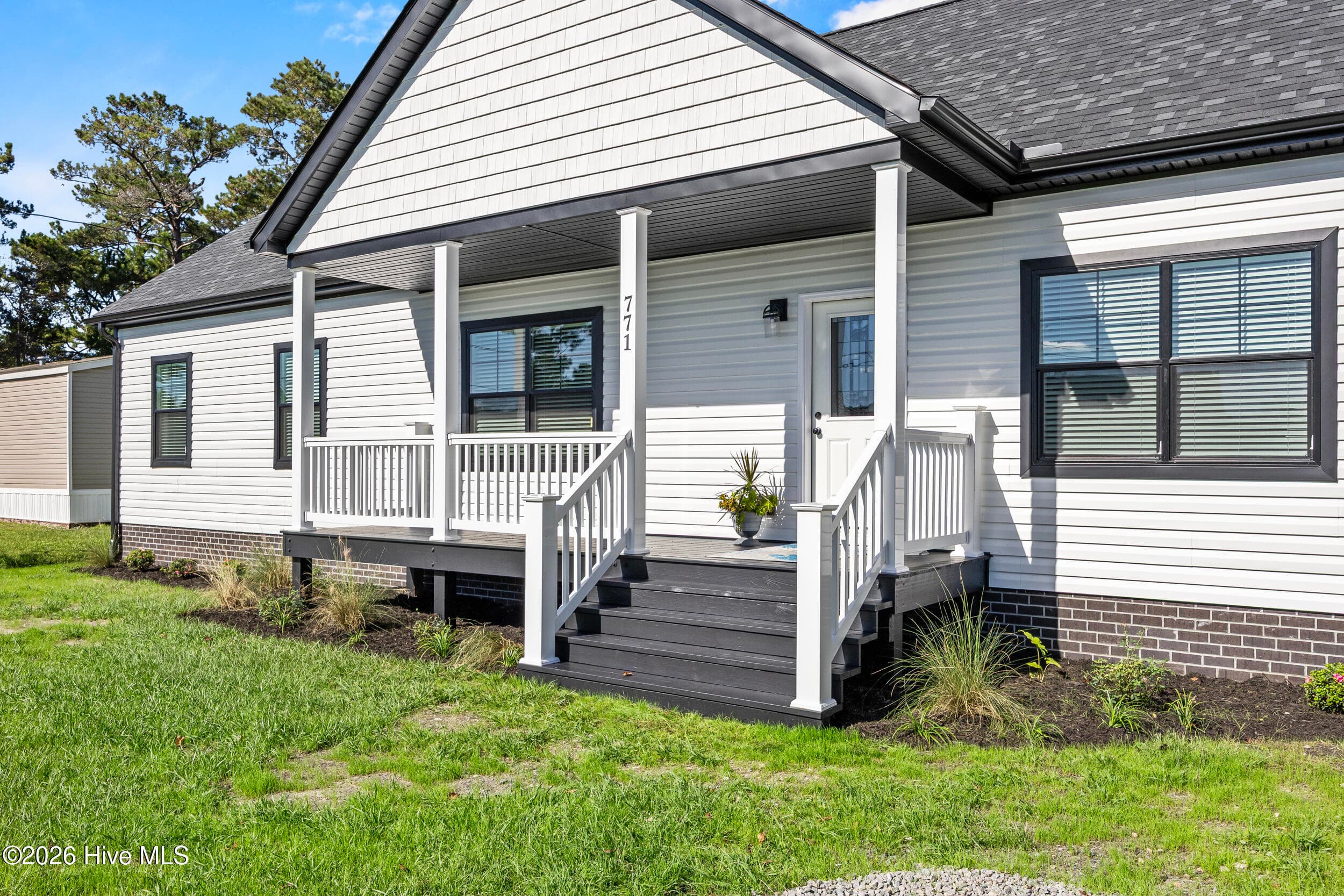 Great for lemonade sipping - 771 Factory Road, Hampstead, NC 28443