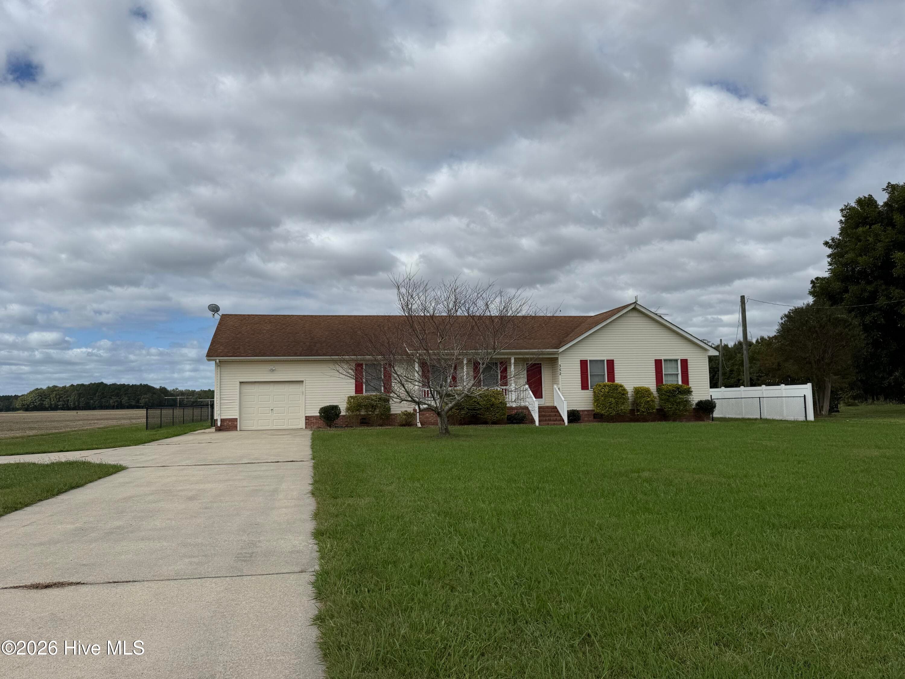 Single Family Residence at 352 Woodland Church Road, Hertford, NC 27944, photo 2 of 38