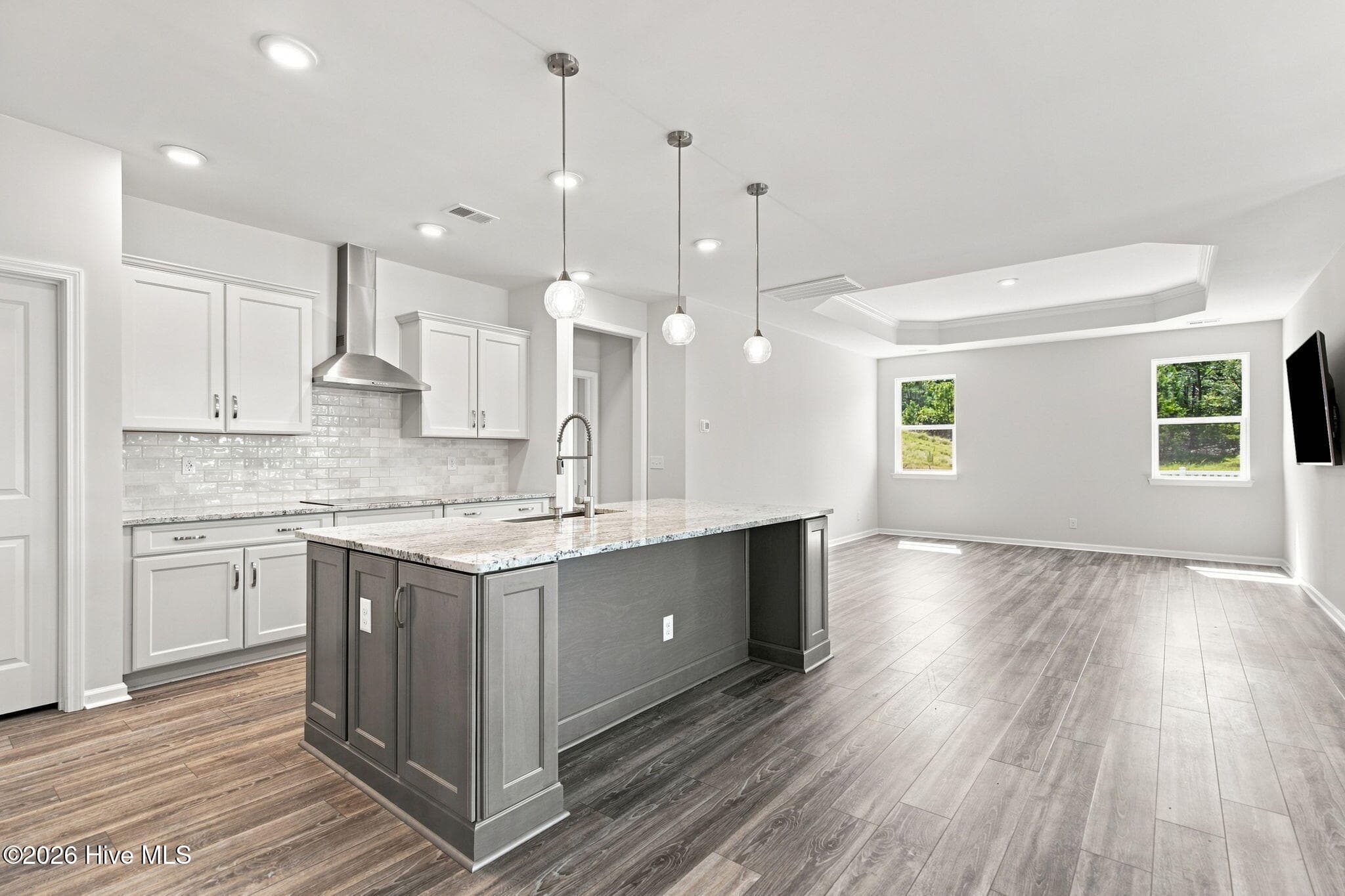 Single Family Residence at 609 Edgeside Drive SE, Bolivia, NC 28422, photo 11 of 67