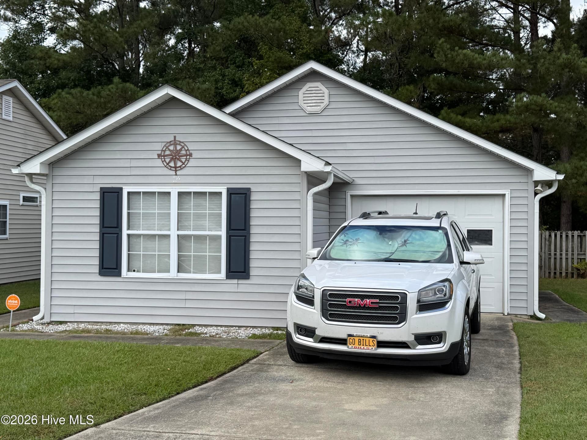 Single Family Residence at 103 Loblolly Lane, New Bern, NC 28562, photo 2 of 15
