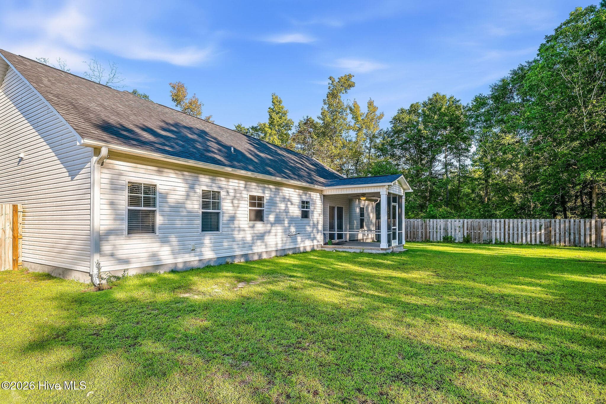 Single Family Residence at 7186 Old Stump Drive SE, Leland, NC 28451, photo 5 of 31