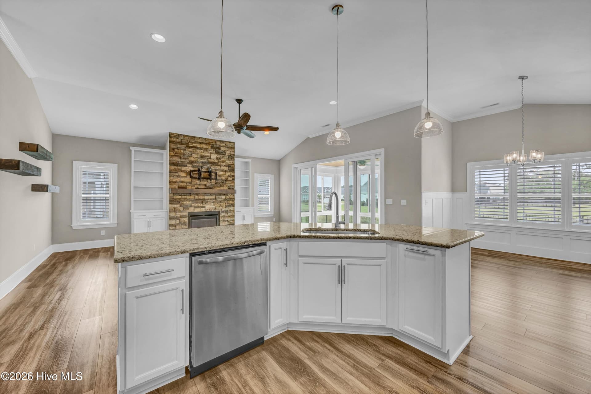 Single Family Residence at 912 Hazel Bill Court, Wilmington, NC 28409, photo 10 of 30