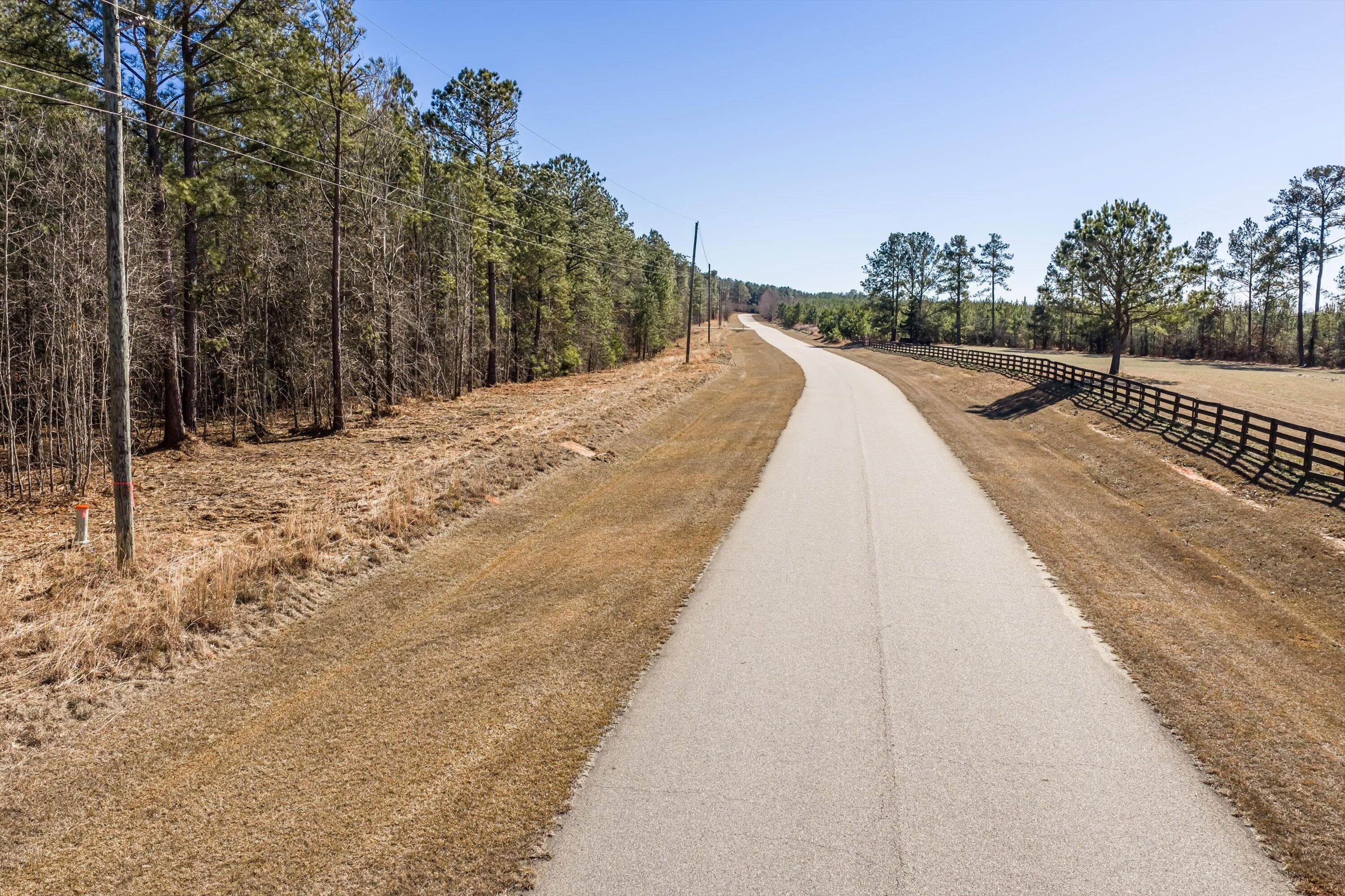 1036 116 Chennault Drive, Tignall, GA 30668