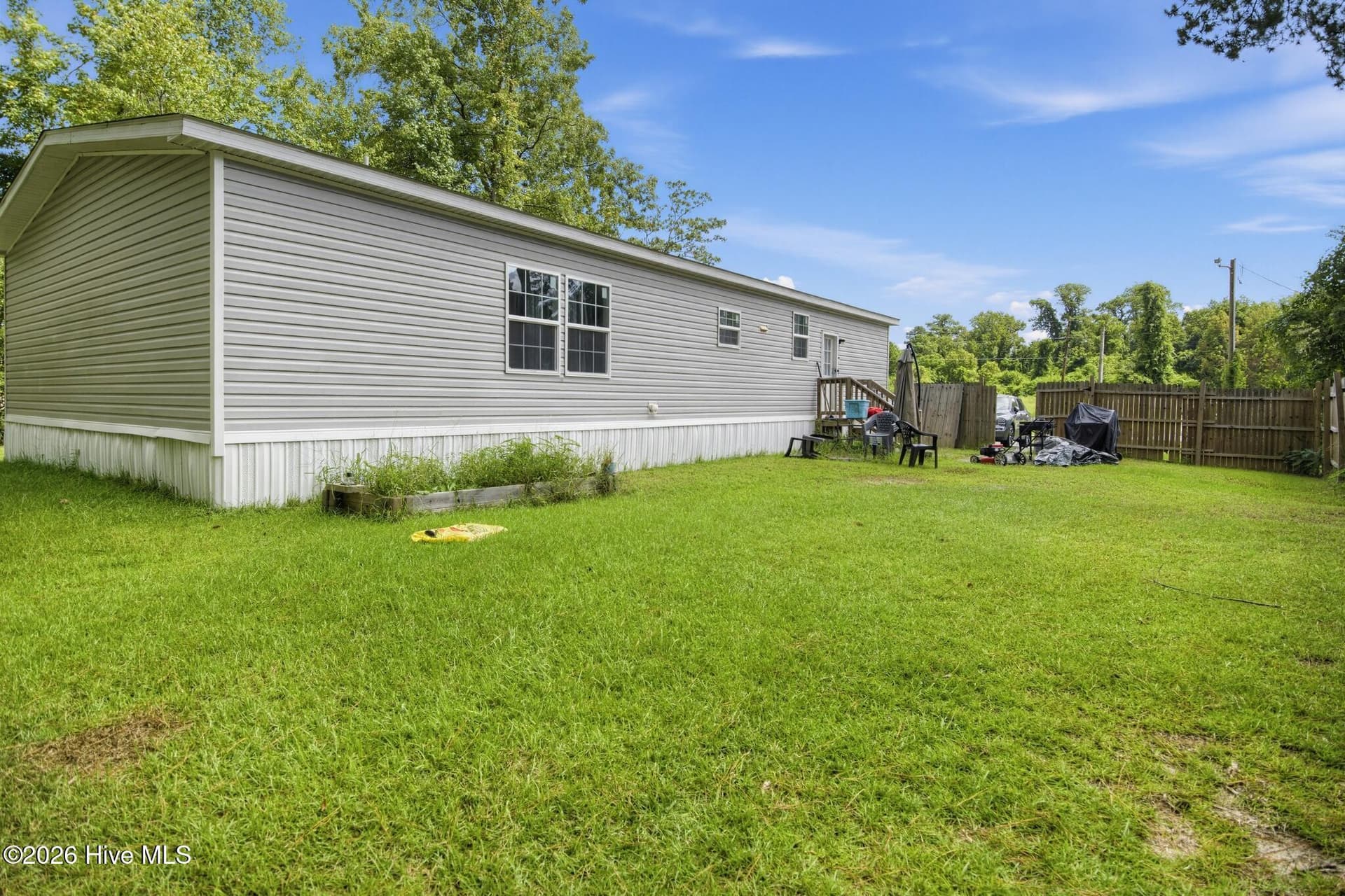 Manufactured Home at 140 Hillmont Road, New Bern, NC 28562, photo 29 of 29