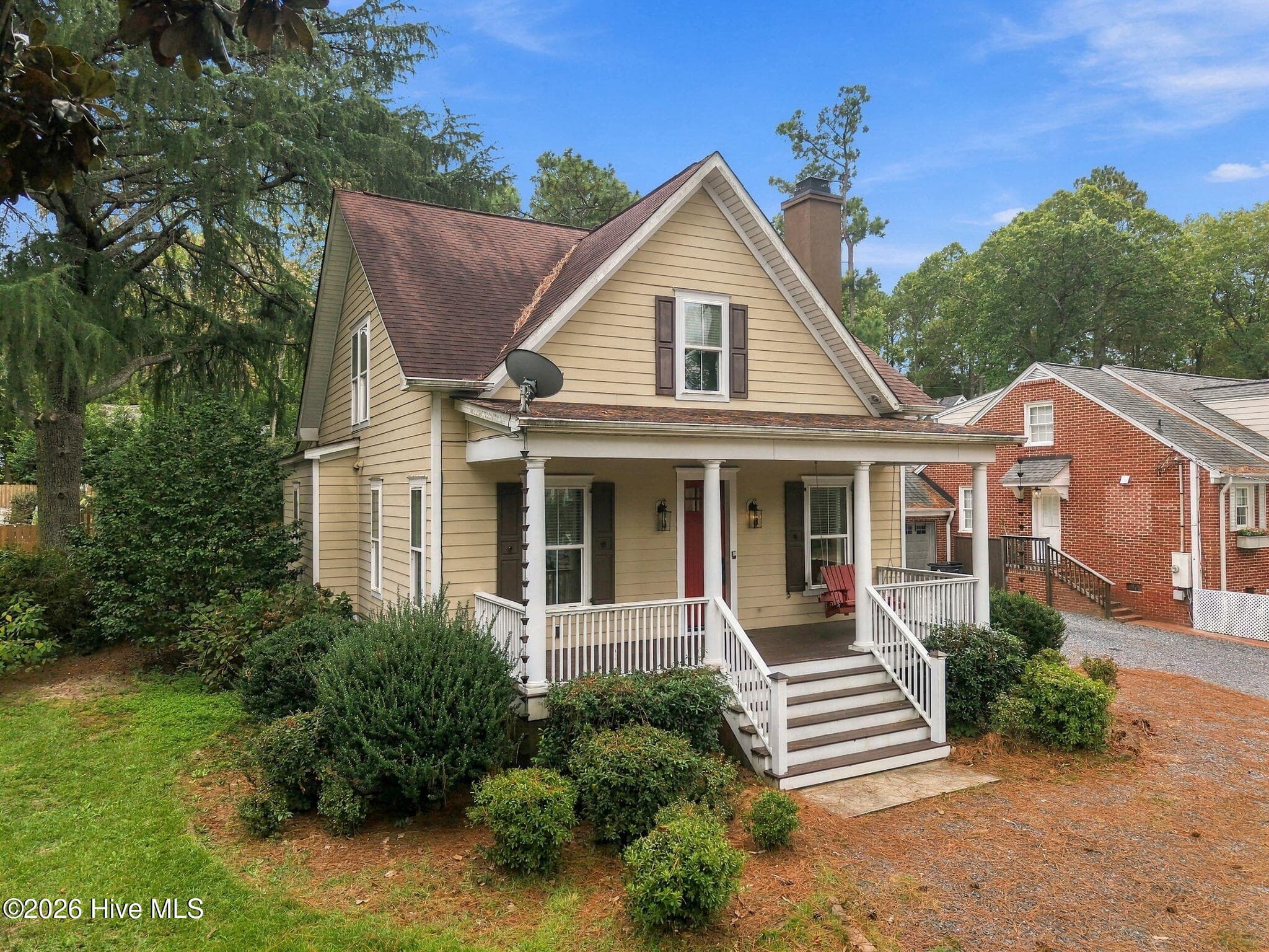 Single Family Residence at 445 N May Street, Southern Pines, NC 28387, photo 3 of 51