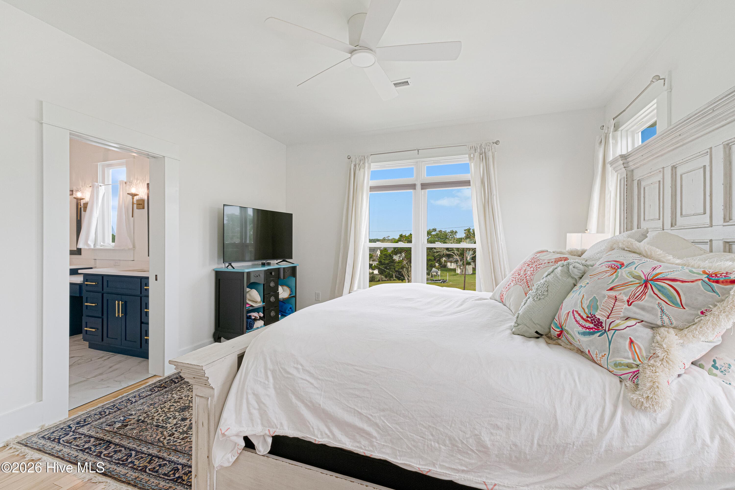 Single Family Residence at 2616 Lennoxville Road, Beaufort, NC 28516, photo 23 of 92