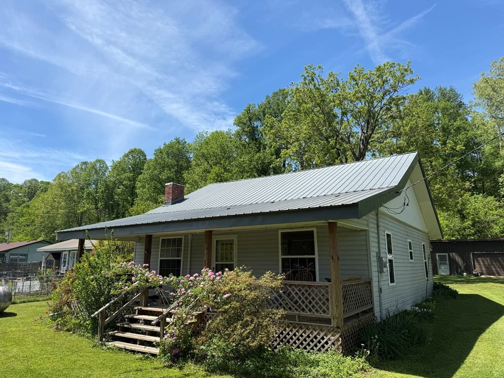 Residential at 110 Fisher Street, Andrews, NC 28901, photo 2 of 2