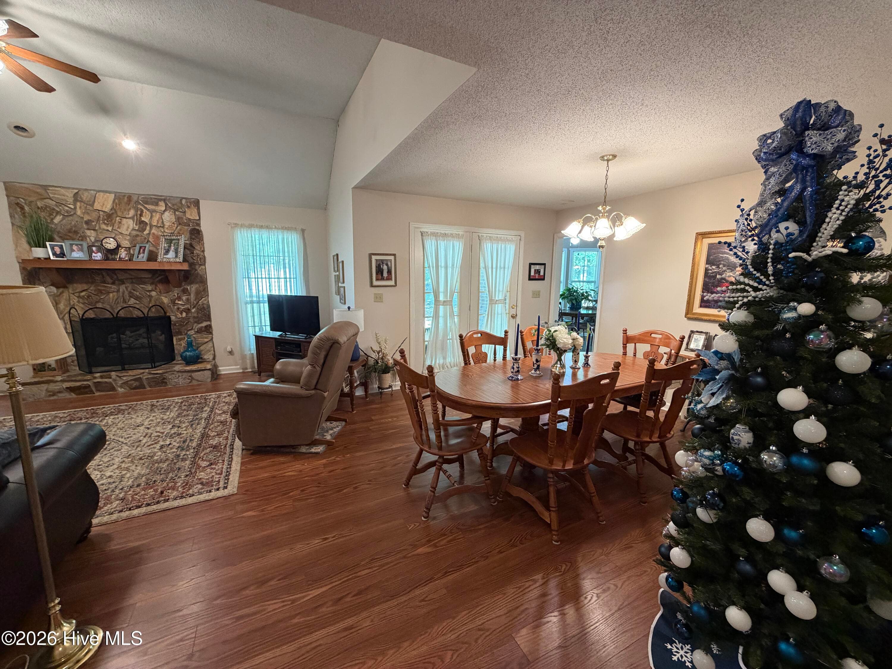 Single Family Residence at 1331 Carl Drive, Thomson, GA 30824, photo 6 of 34