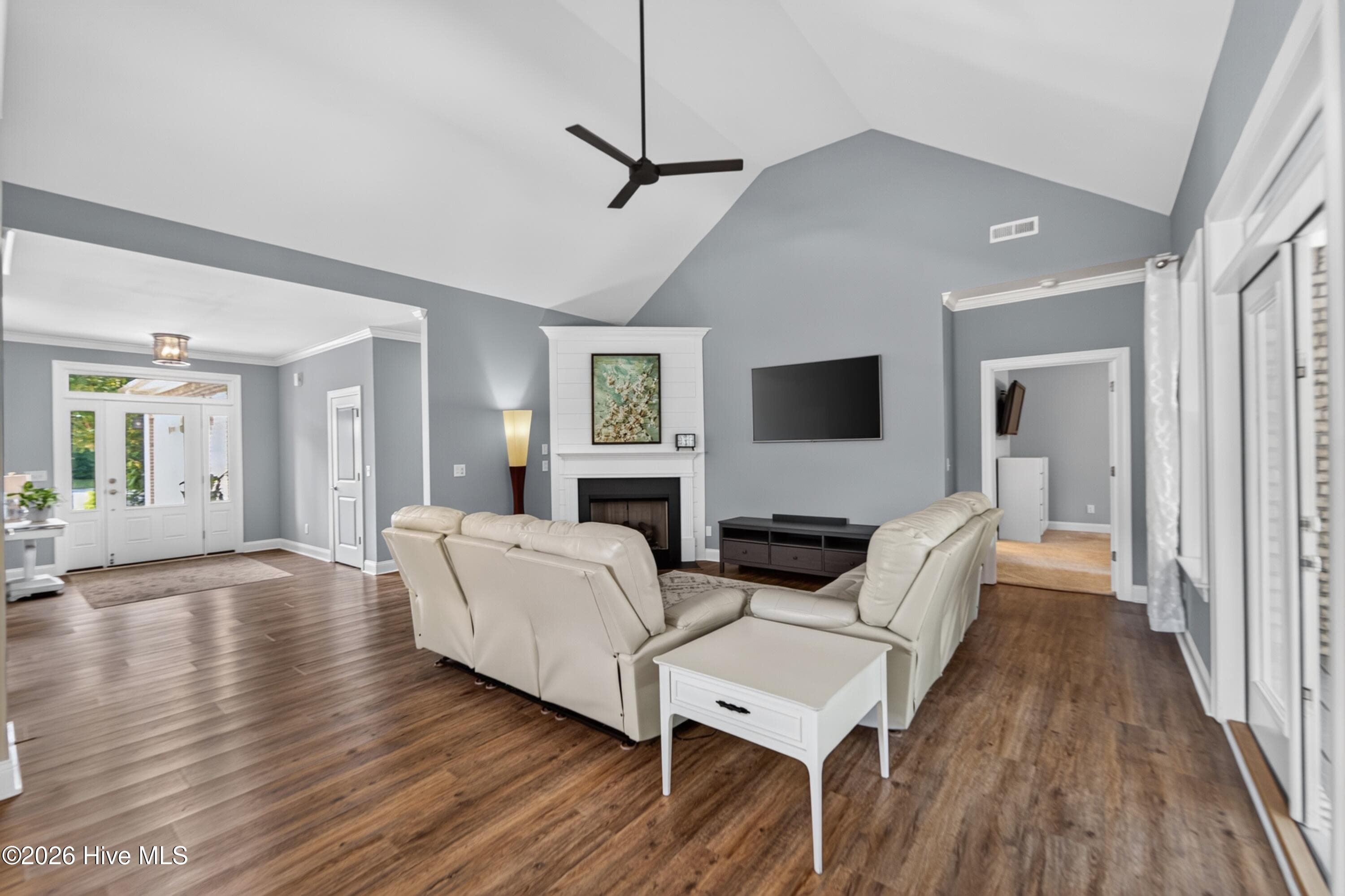 Single Family Residence at 101 Beaumont Circle, Hampstead, NC 28443, photo 13 of 43