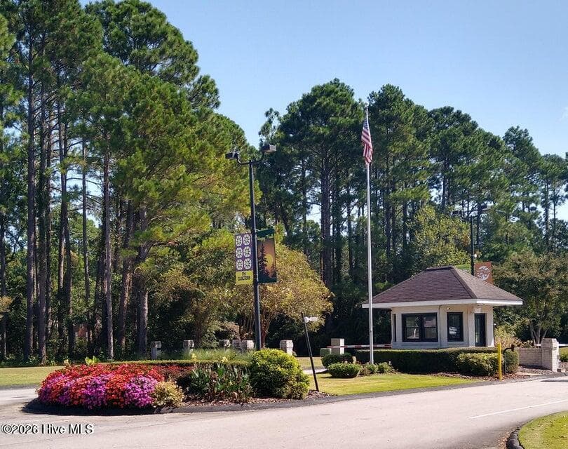 Single Family Residence at 1108 Crows Nest Court, New Bern, NC 28560, photo 13 of 19