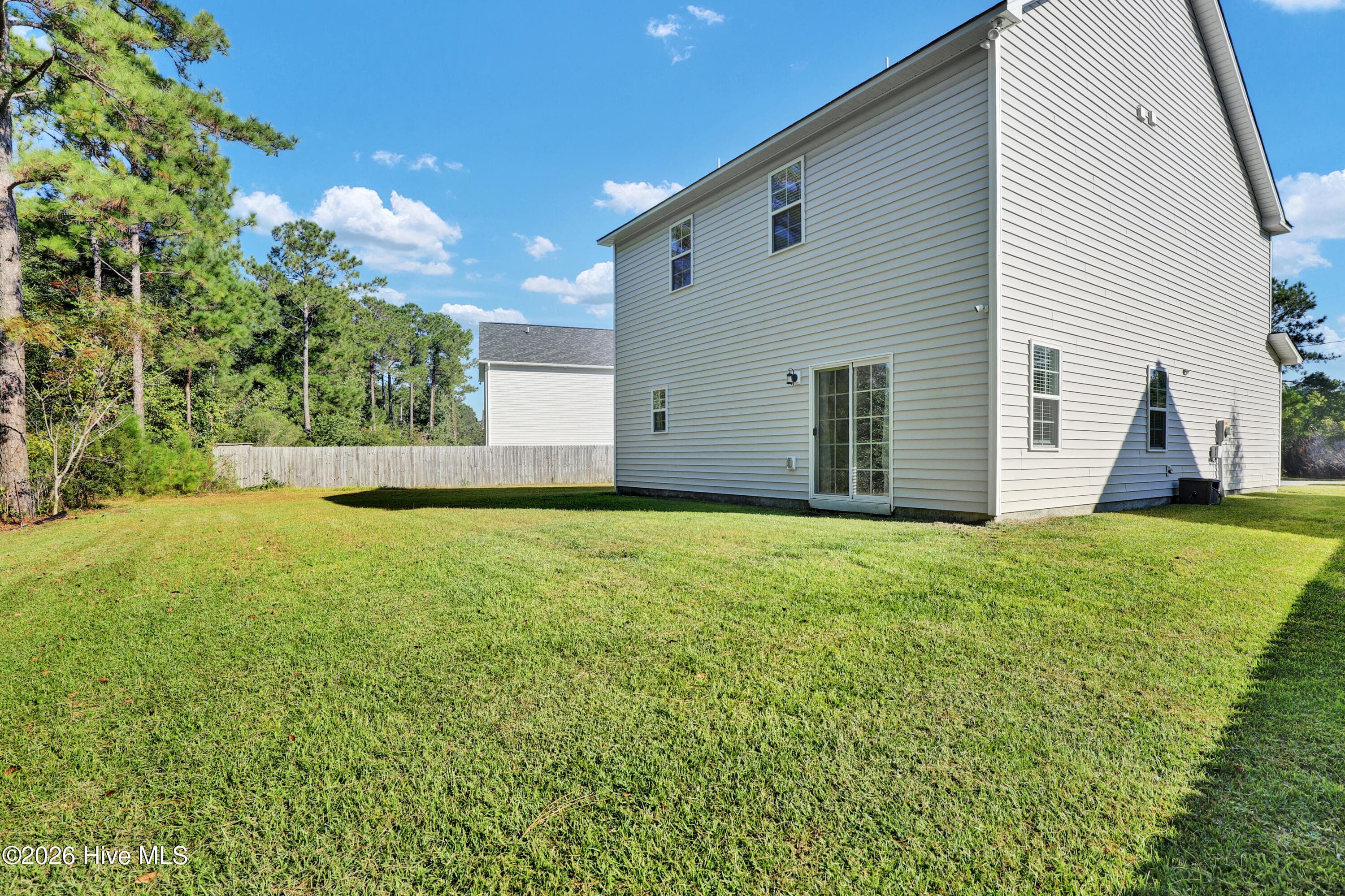 Single Family Residence at 512 Everett Glades, Sneads Ferry, NC 28460, photo 61 of 68