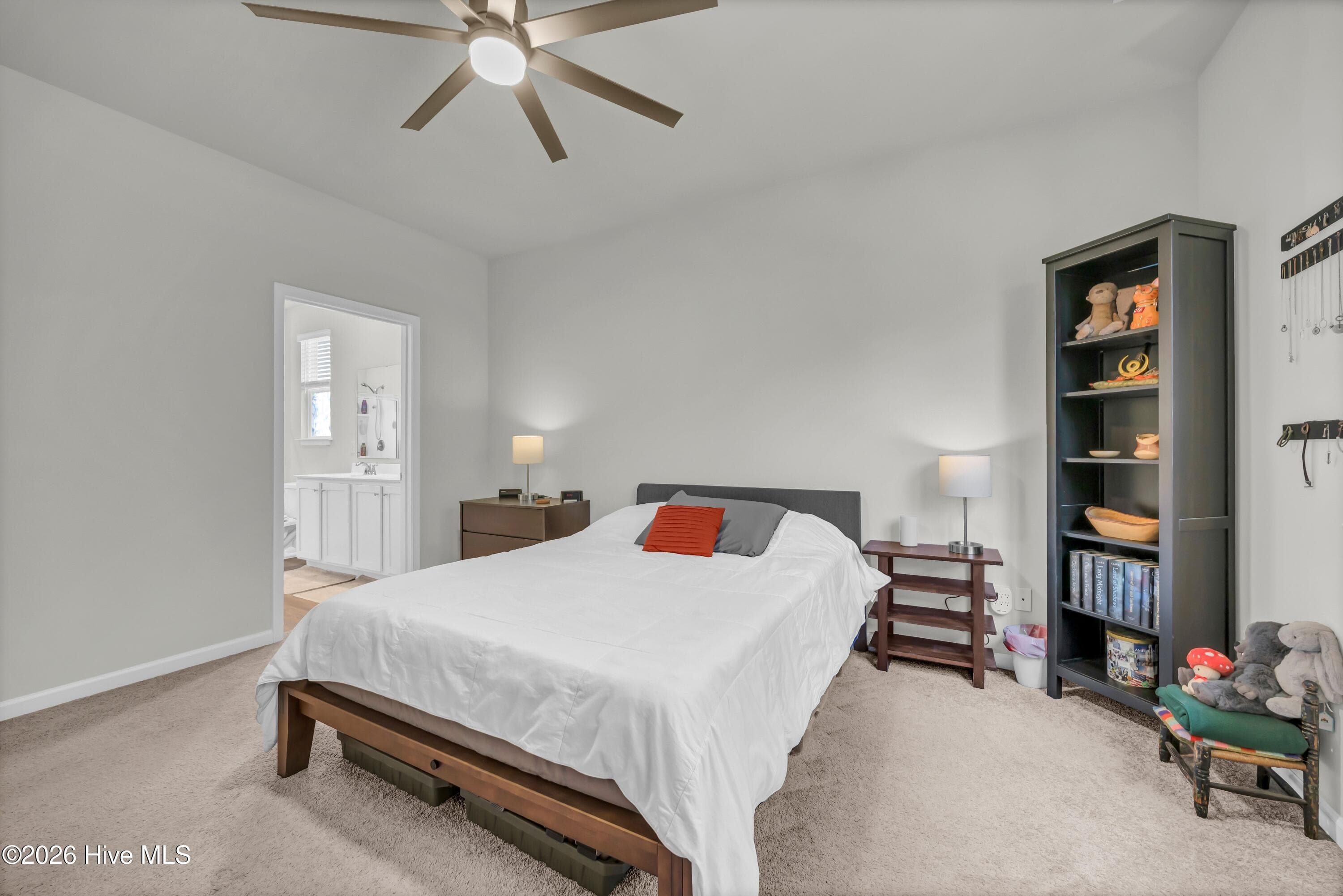 Single Family Residence at 321 Tributary Circle, Wilmington, NC 28401, photo 11 of 27