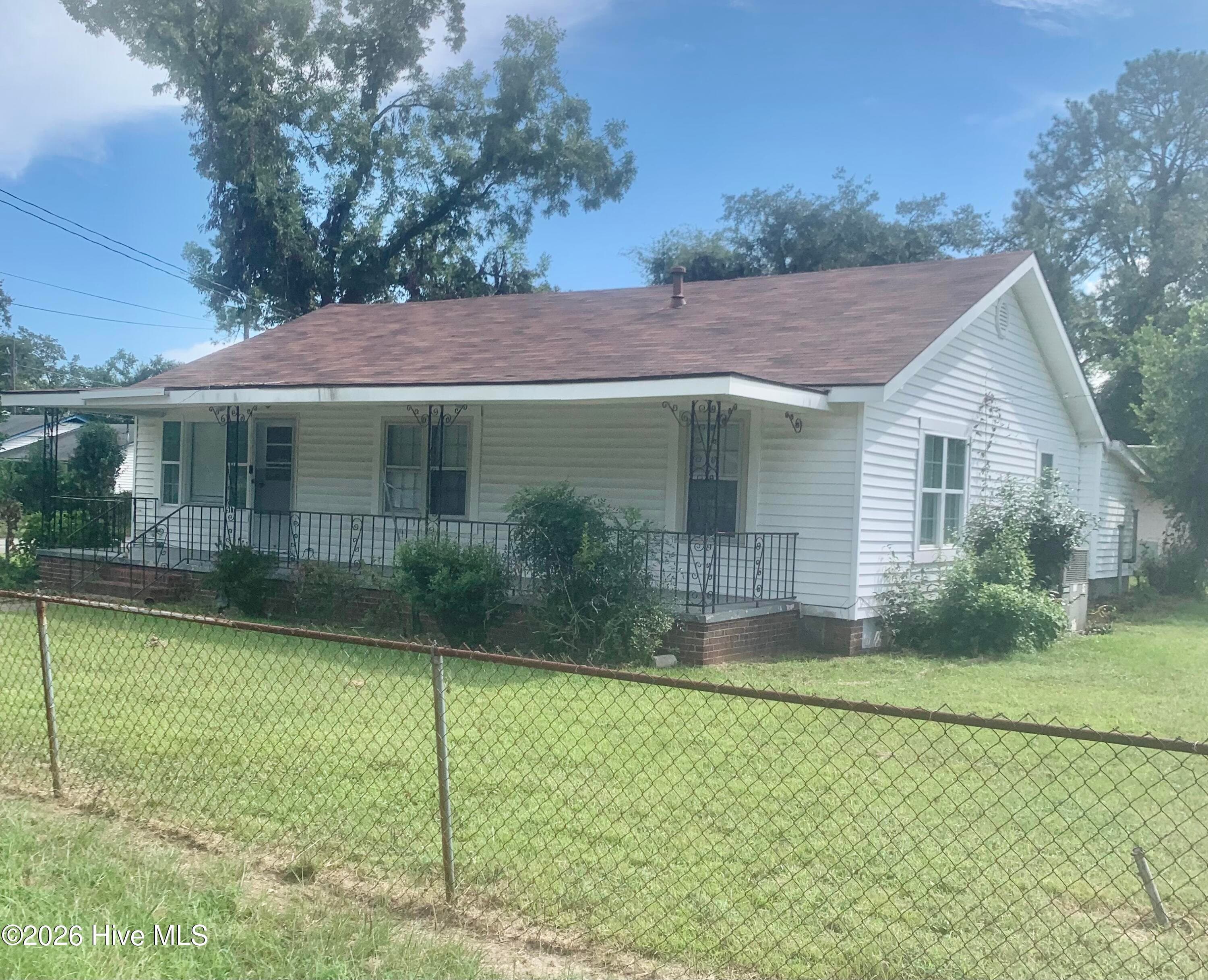 Single Family Residence at 1917 Lazenby Drive, Augusta, GA 30906, photo 3 of 24