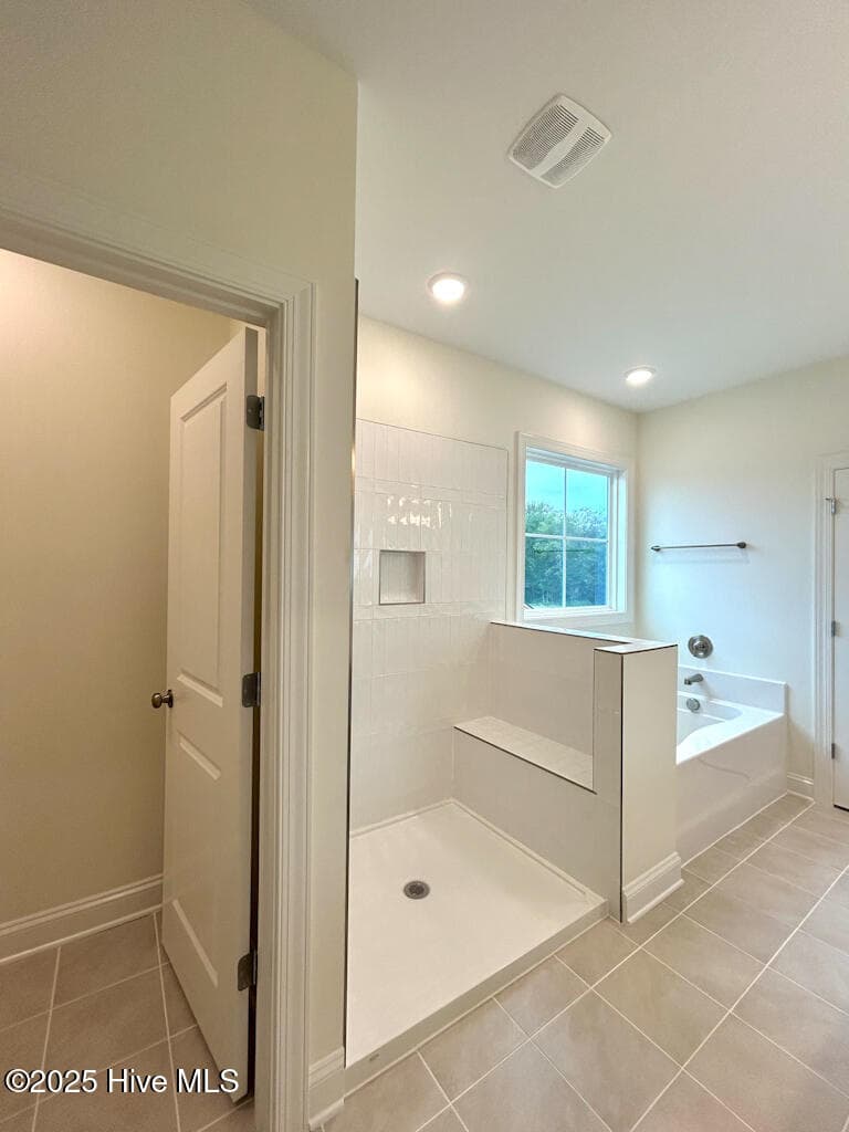 SIMILAR PHOTO - 818 Tupelo Tree Drive, Hubert, NC 28539