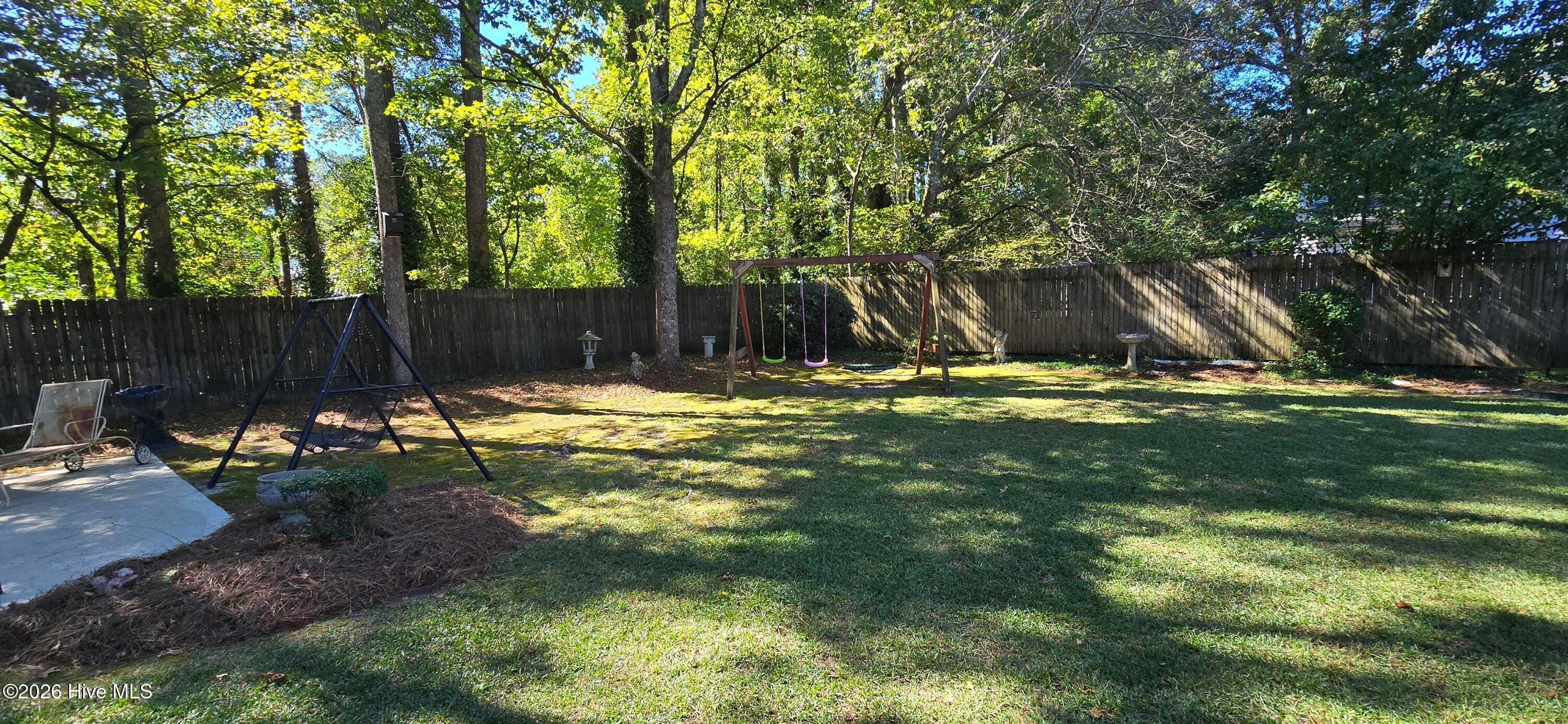Single Family Residence at 531 Crestline Boulevard, Greenville, NC 27834, photo 11 of 53
