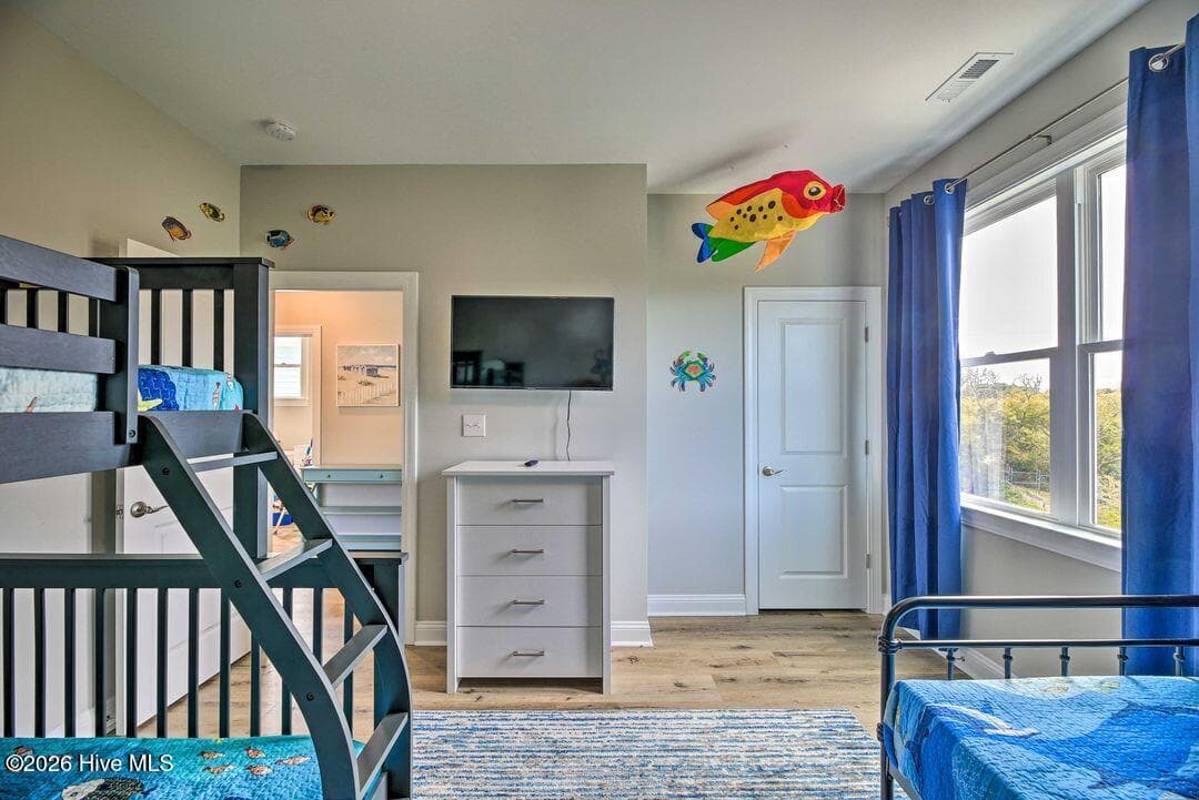Single Family Residence at 124 Salt Marsh Way, Atlantic Beach, NC 28512, photo 17 of 34