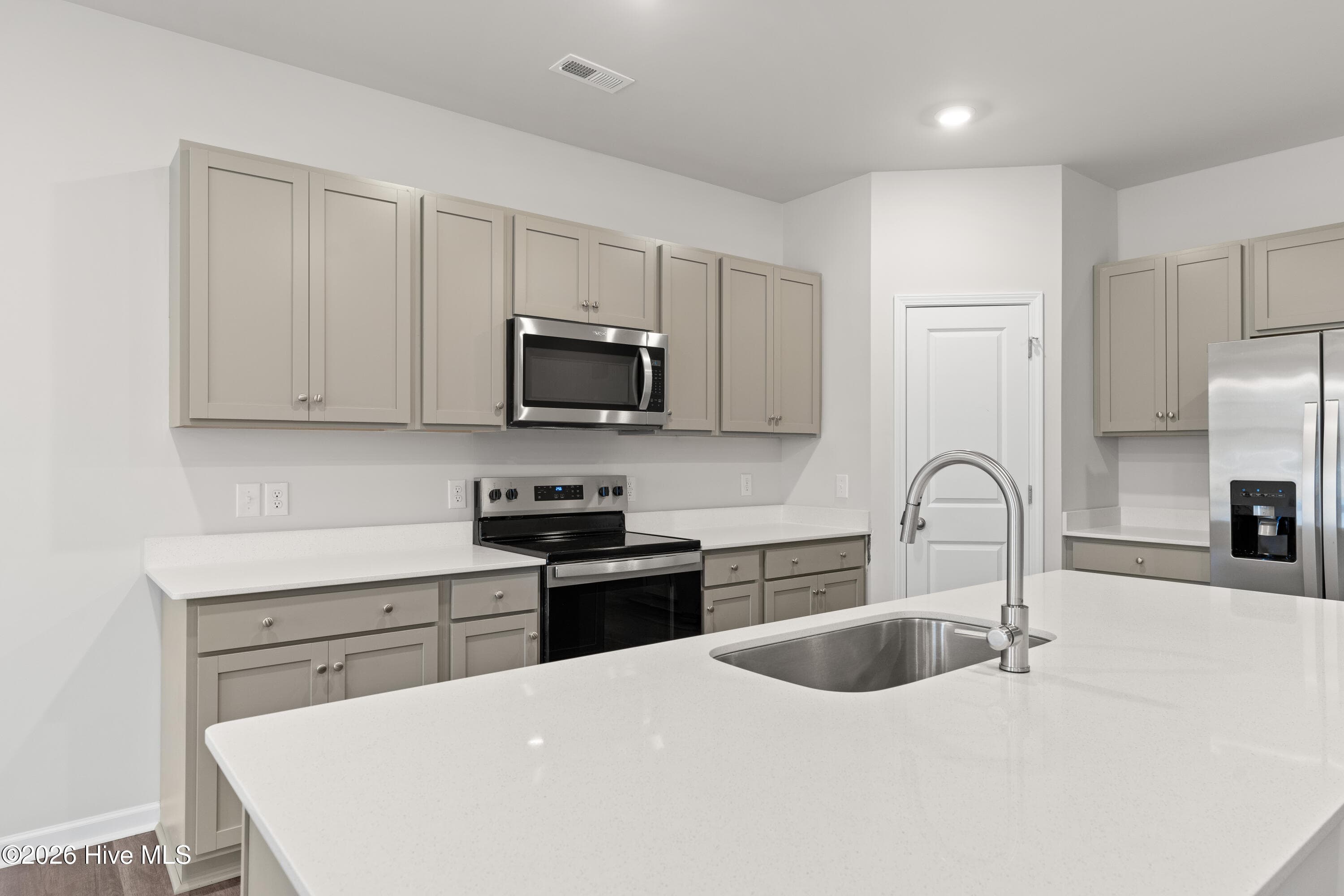 Single Family Residence at 139 N Squires Run, Richlands, NC 28574, photo 26 of 40