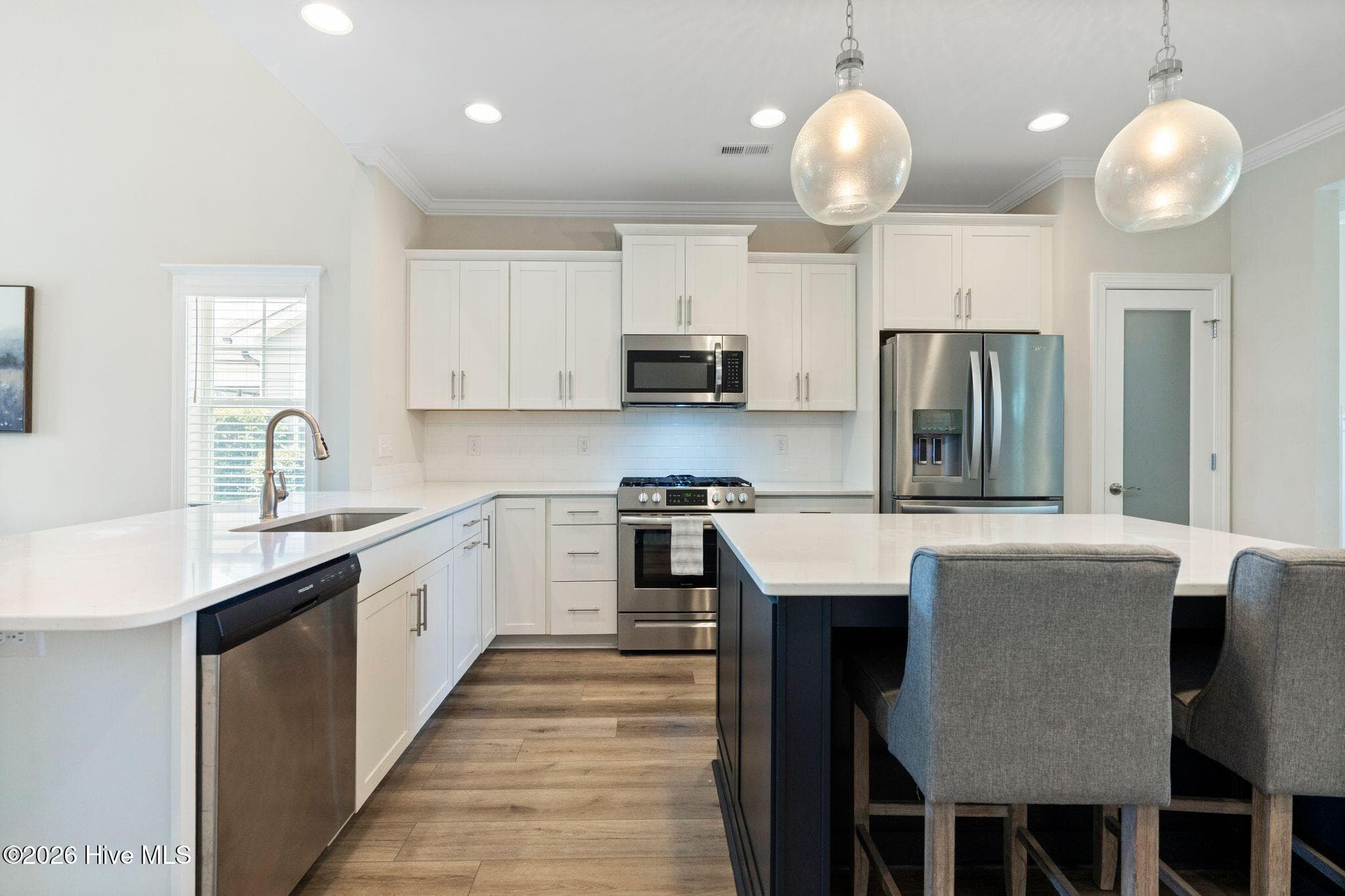 Single Family Residence at 6048 Sand Ridge Avenue, Wilmington, NC 28409, photo 10 of 65