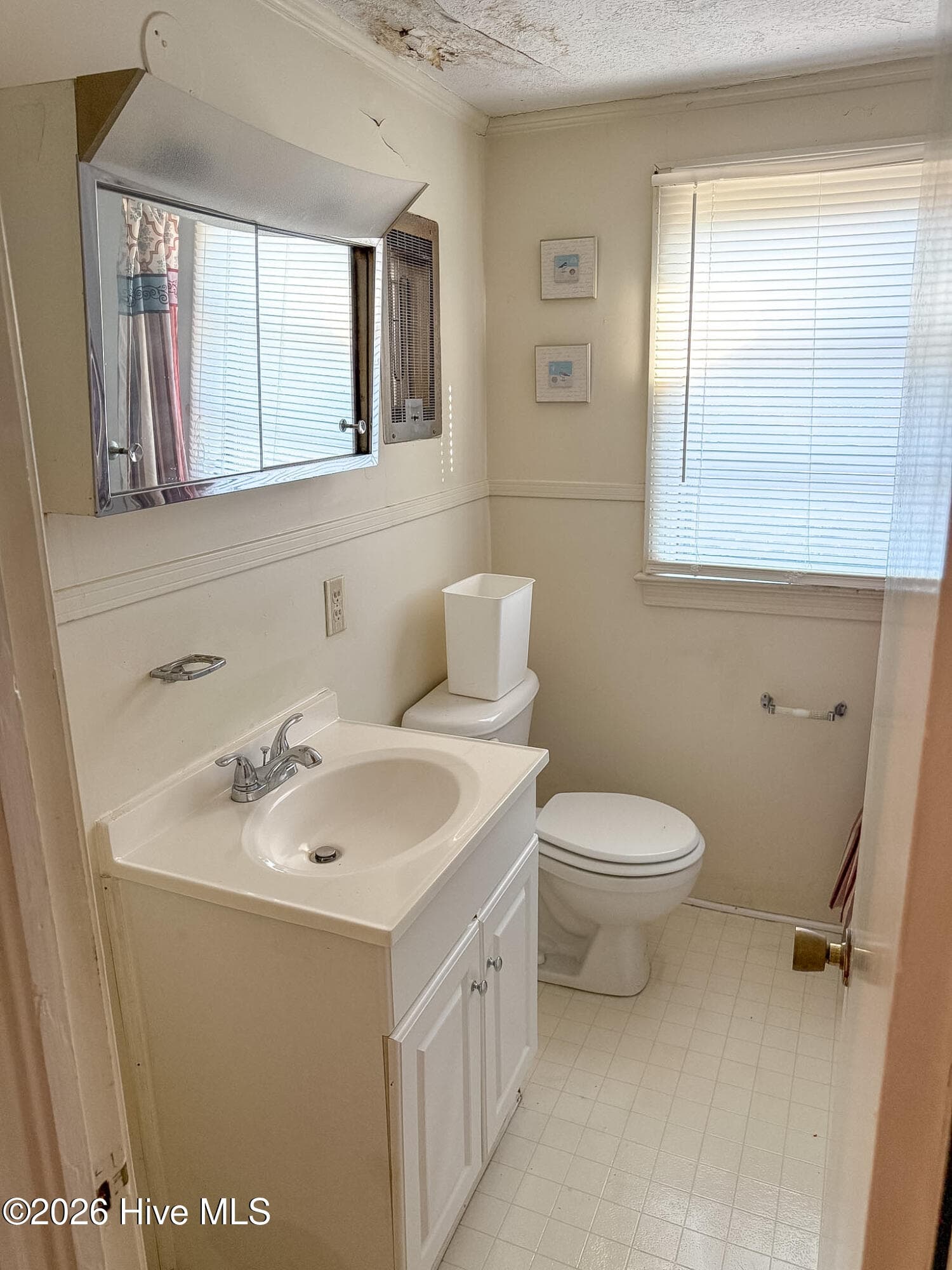 Single Family Residence at 703 W 27th Street, Lumberton, NC 28358, photo 21 of 28