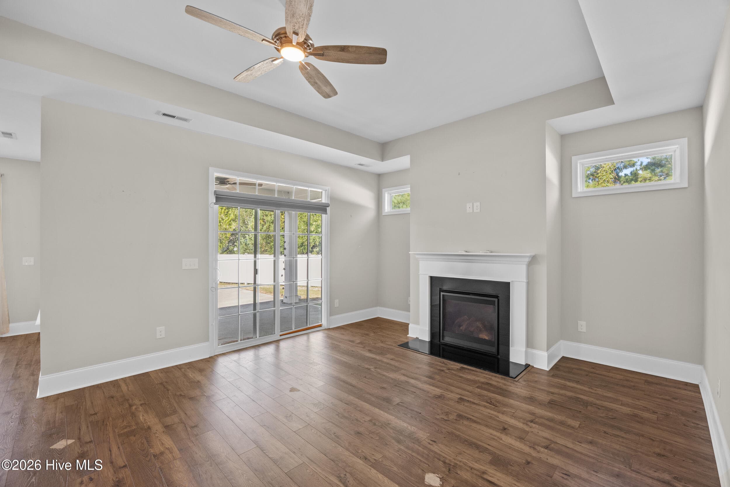 Single Family Residence at 116 Bella Port Lane, Wilmington, NC 28412, photo 15 of 45