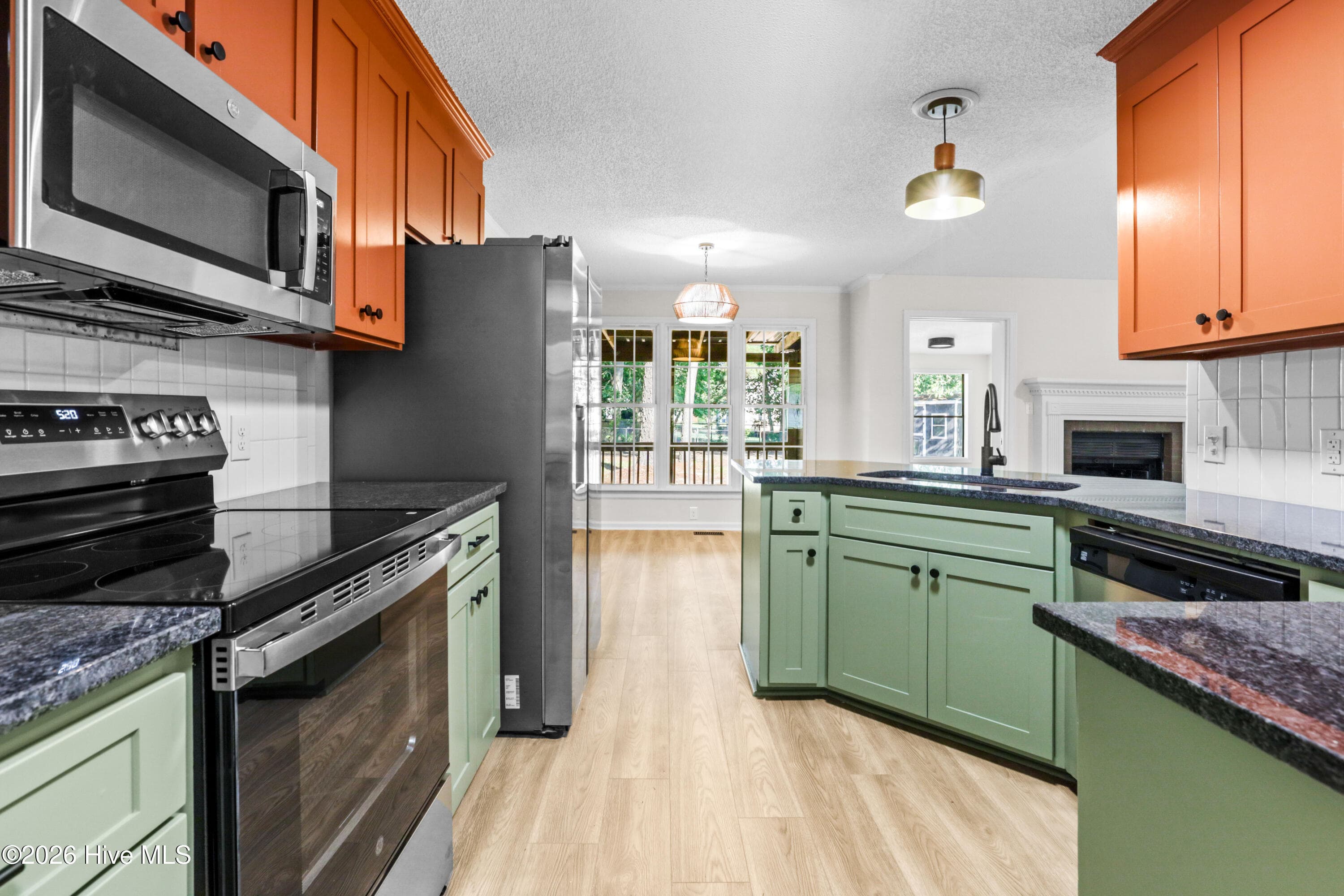Single Family Residence at 202 N Pointe Drive, Goldsboro, NC 27530, photo 12 of 44