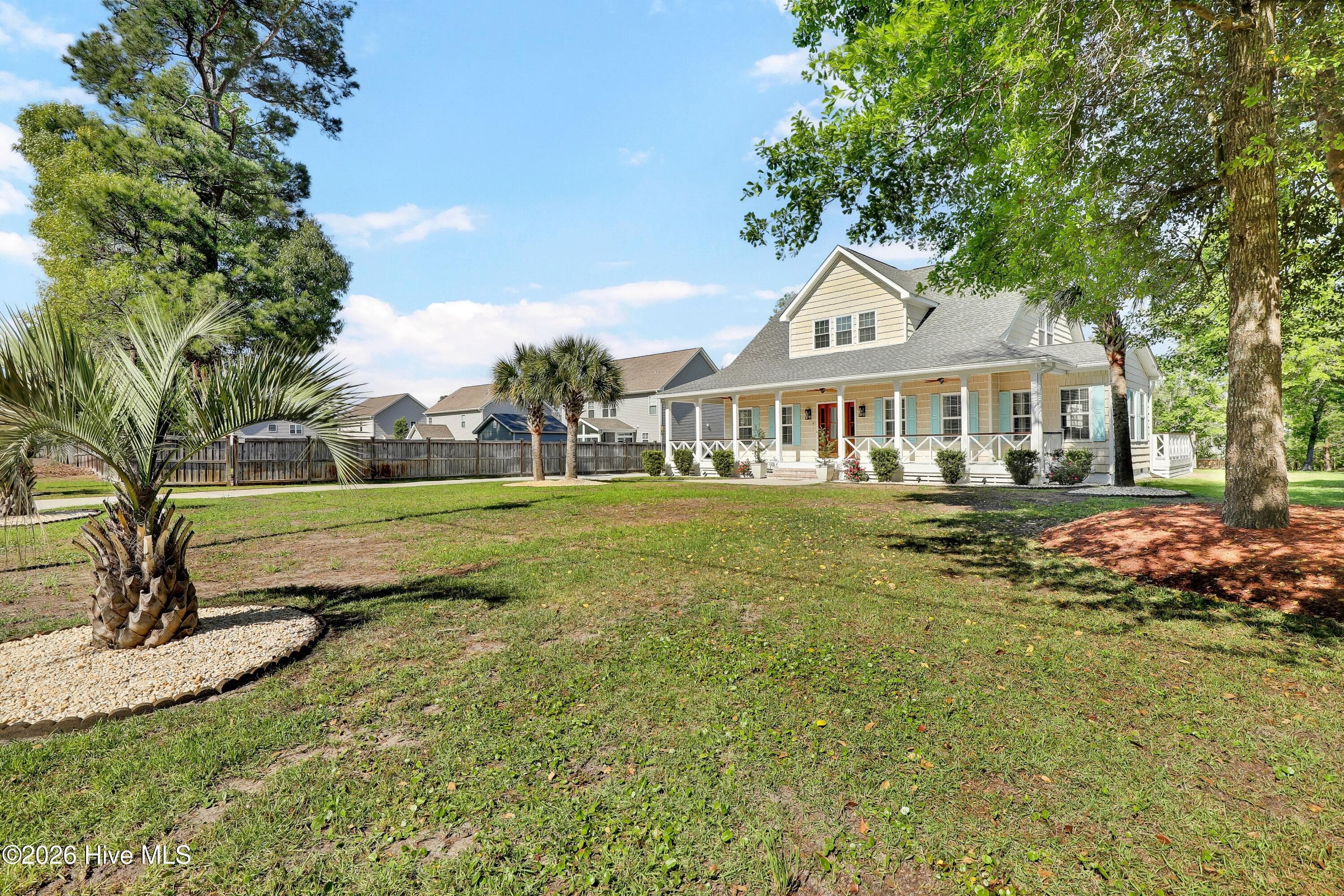 Single Family Residence at 353 Washington Acres Road, Hampstead, NC 28443, photo 7 of 68