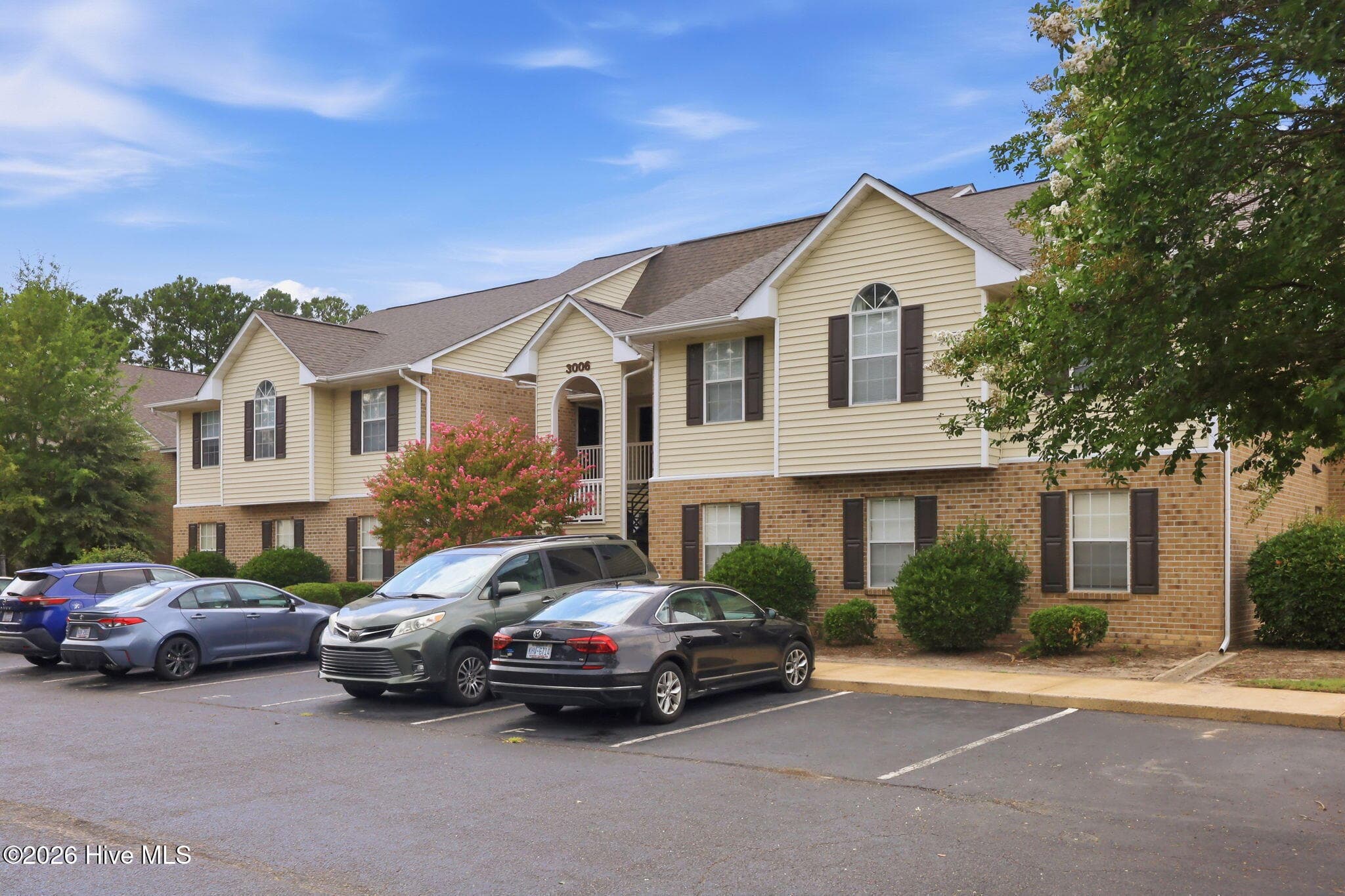 Condominium at 3006 Mulberry Lane F, Greenville, NC 27858, photo 2 of 51