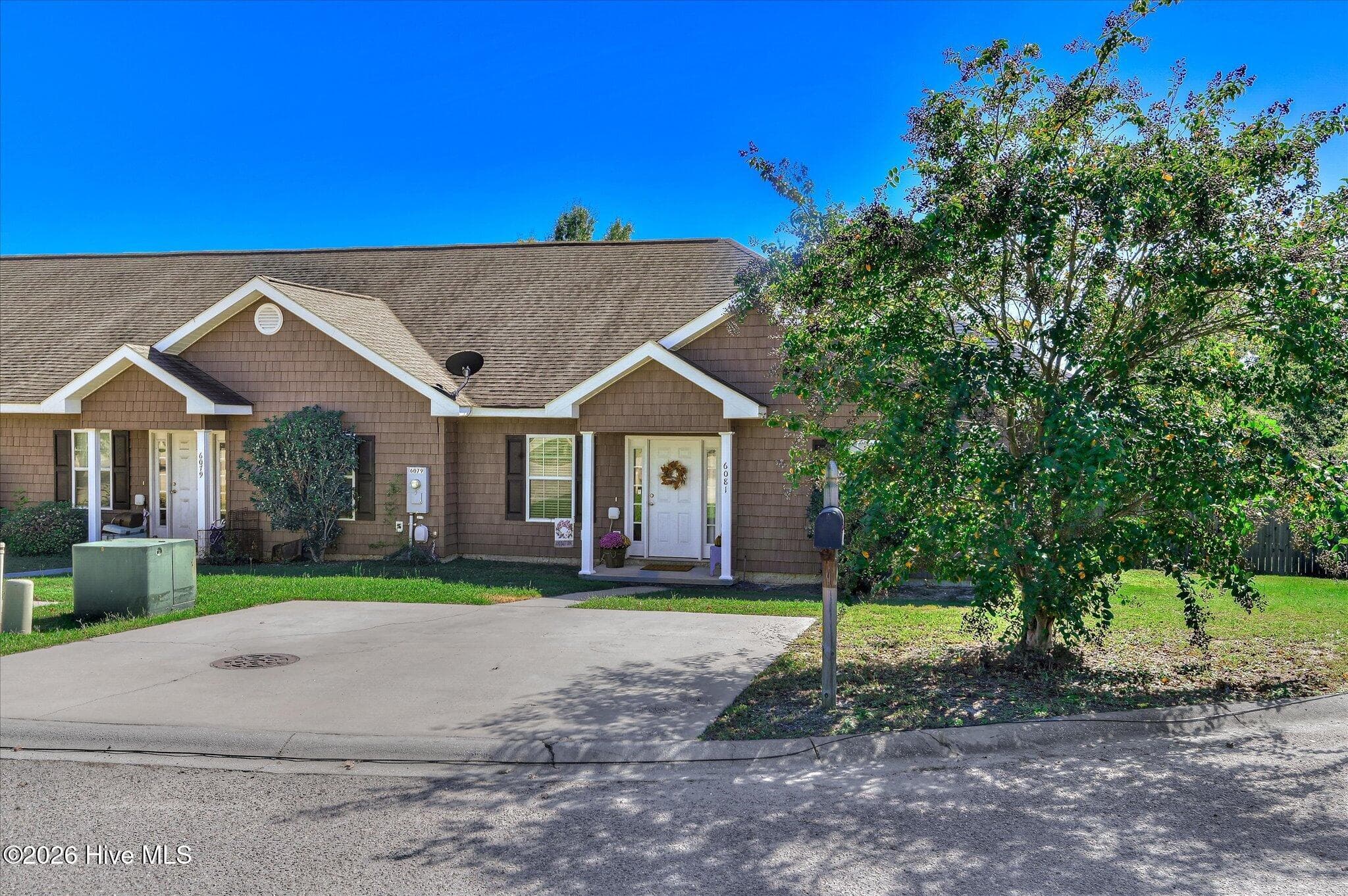 Townhouse at 6081 Village West Lane, Graniteville, SC 29829, photo 2 of 29