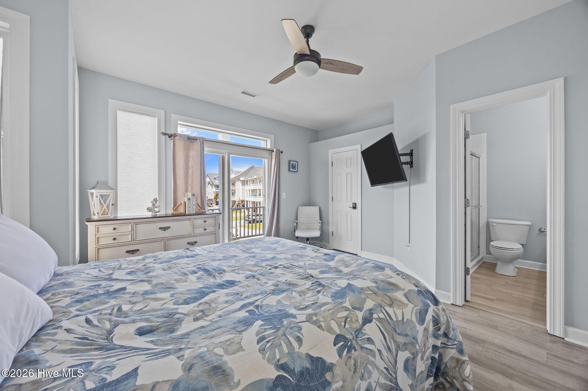 Townhouse at 3809 Island Drive, North Topsail Beach, NC 28460, photo 36 of 79