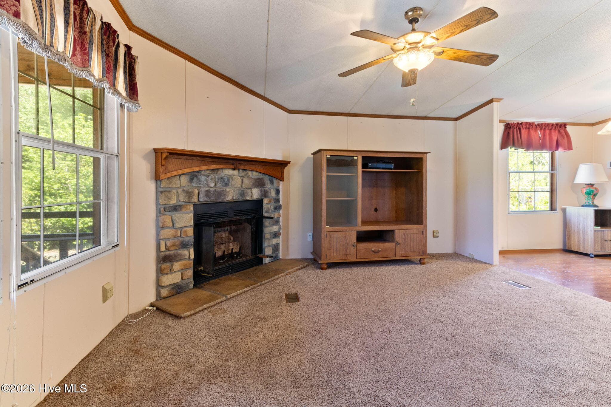 Manufactured Home at 4652 Faith Baptist Church Road, Pinetops, NC 27864, photo 34 of 145