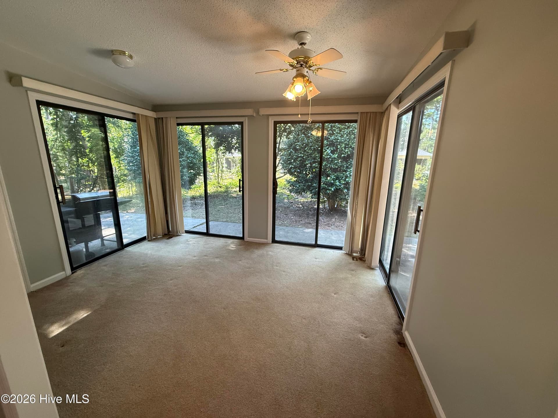 Single Family Residence at 212 Tara Drive, McCormick, SC 29835, photo 9 of 23