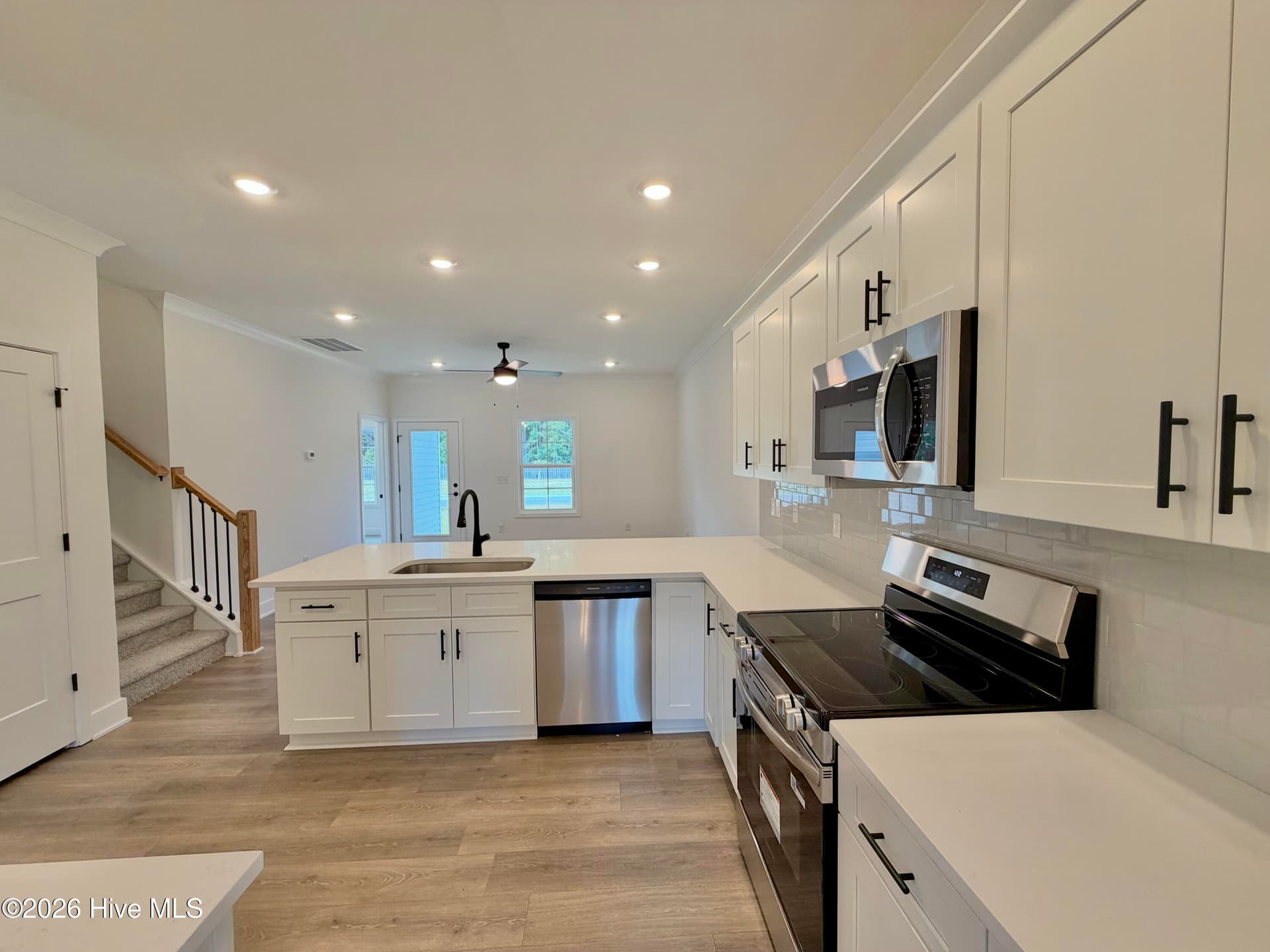 Townhouse at 483 Timbercrest Circle SE, Bolivia, NC 28422, photo 15 of 65