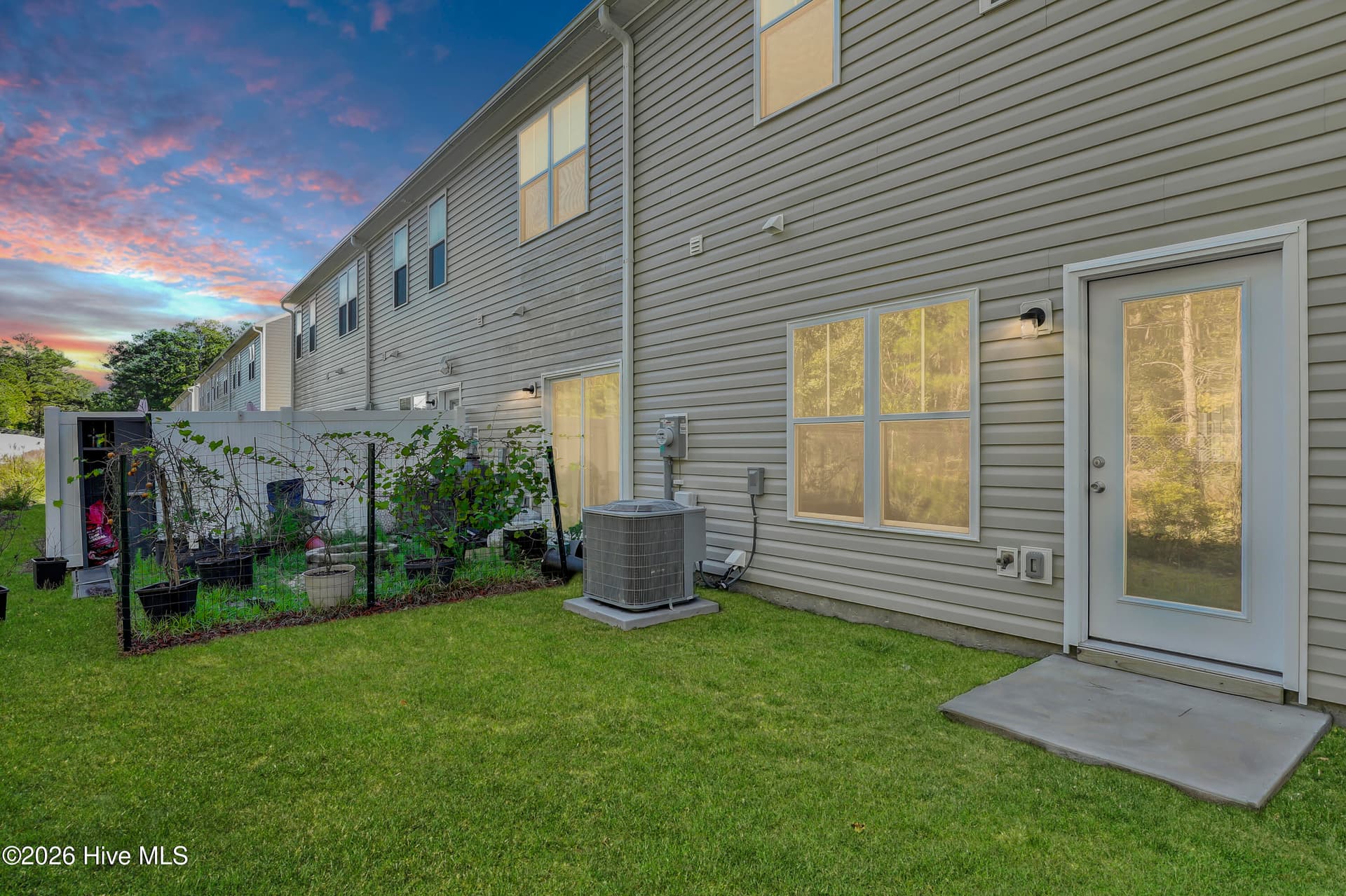 Townhouse at 188 Buckhorn Avenue, Holly Ridge, NC 28445, photo 25 of 26